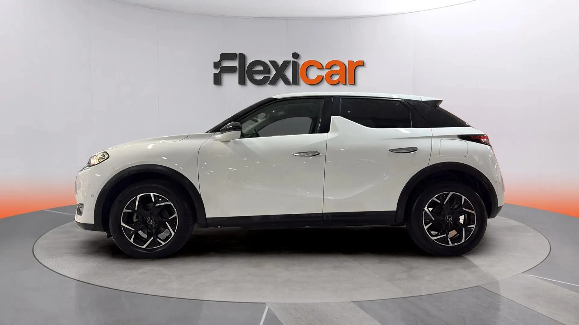 DS DS 3 Crossback PureTech SO Chic - foto 8