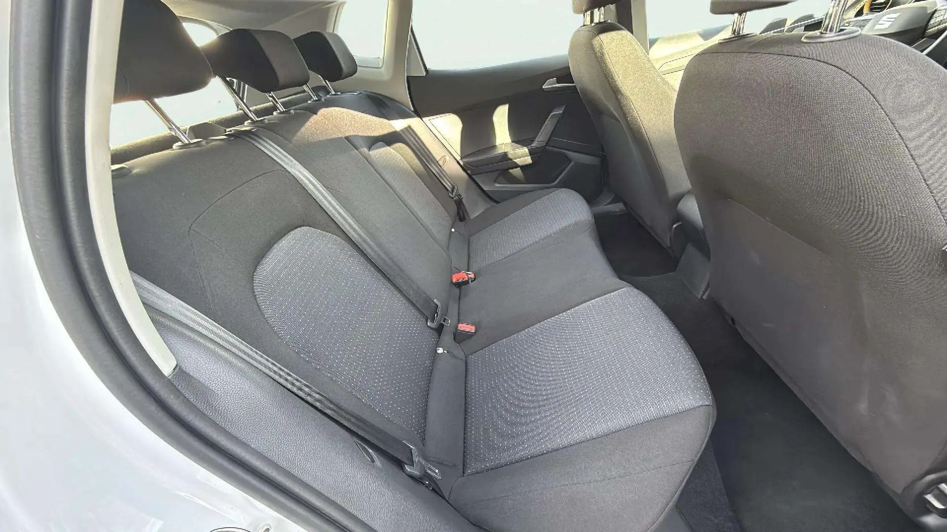 SEAT Arona 1.0 TSI DSG Style XL - foto 13