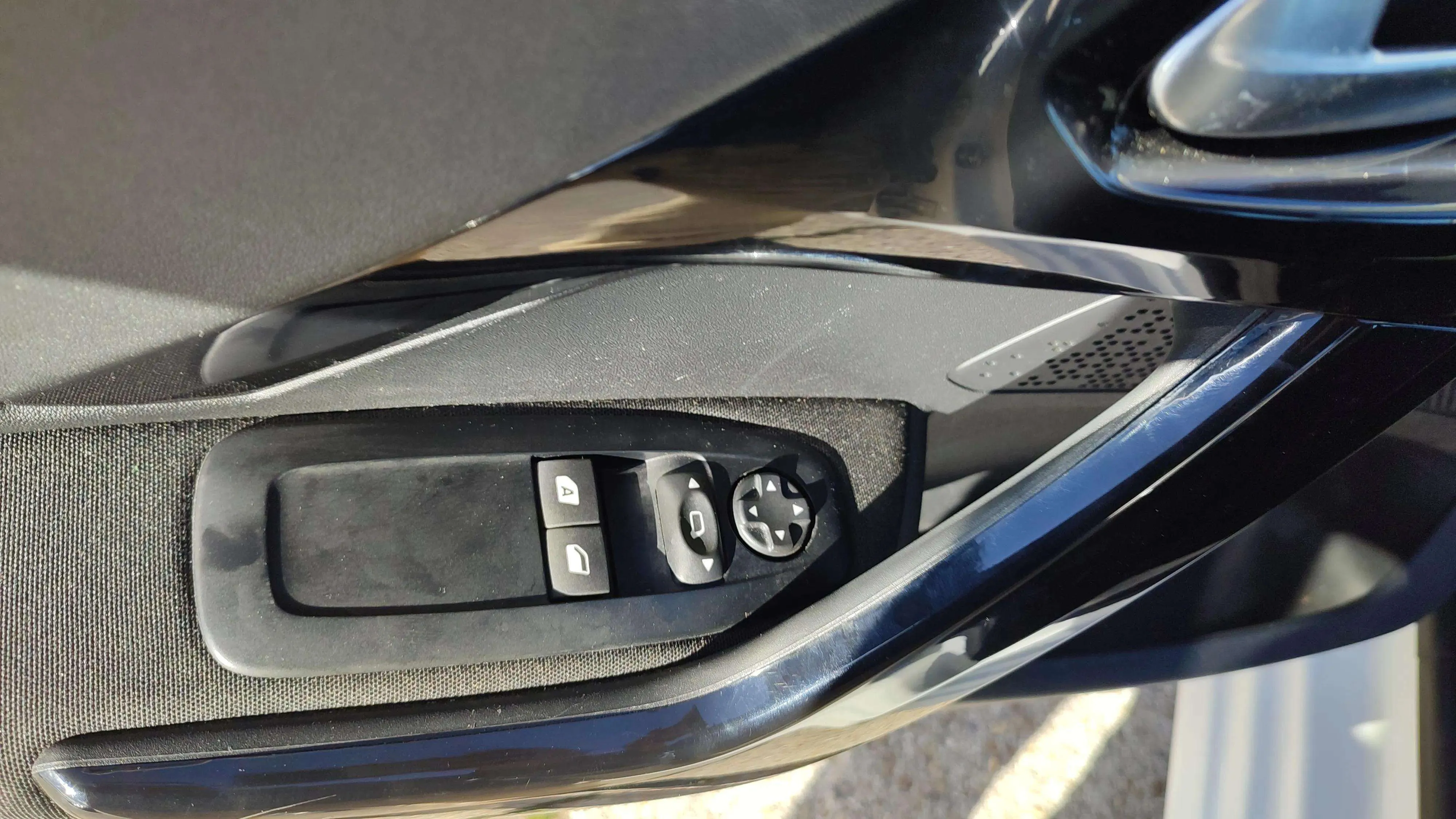 Peugeot 208 Active PureTech - foto 19