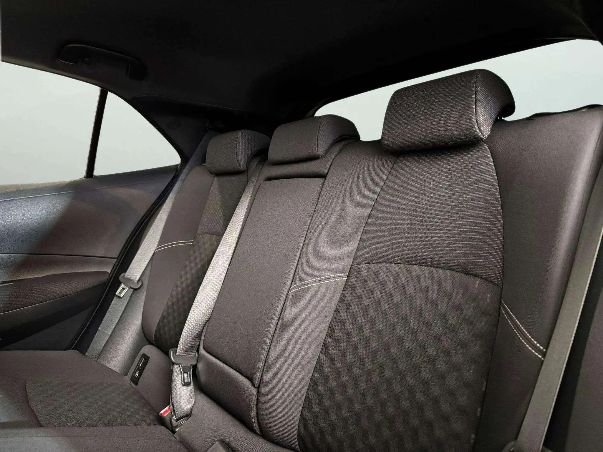 Toyota Corolla 140H Active Plus - foto 13