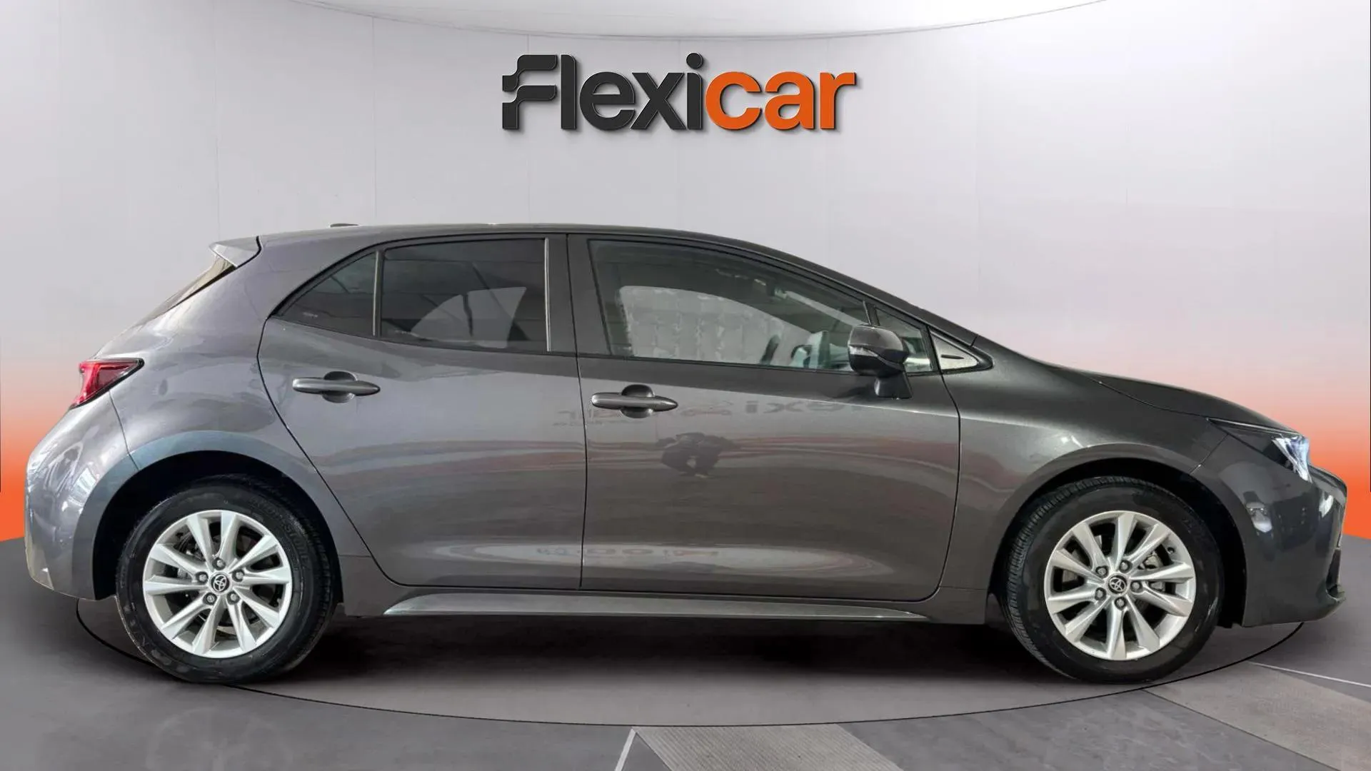 Toyota Corolla 140H Active Plus - foto 3