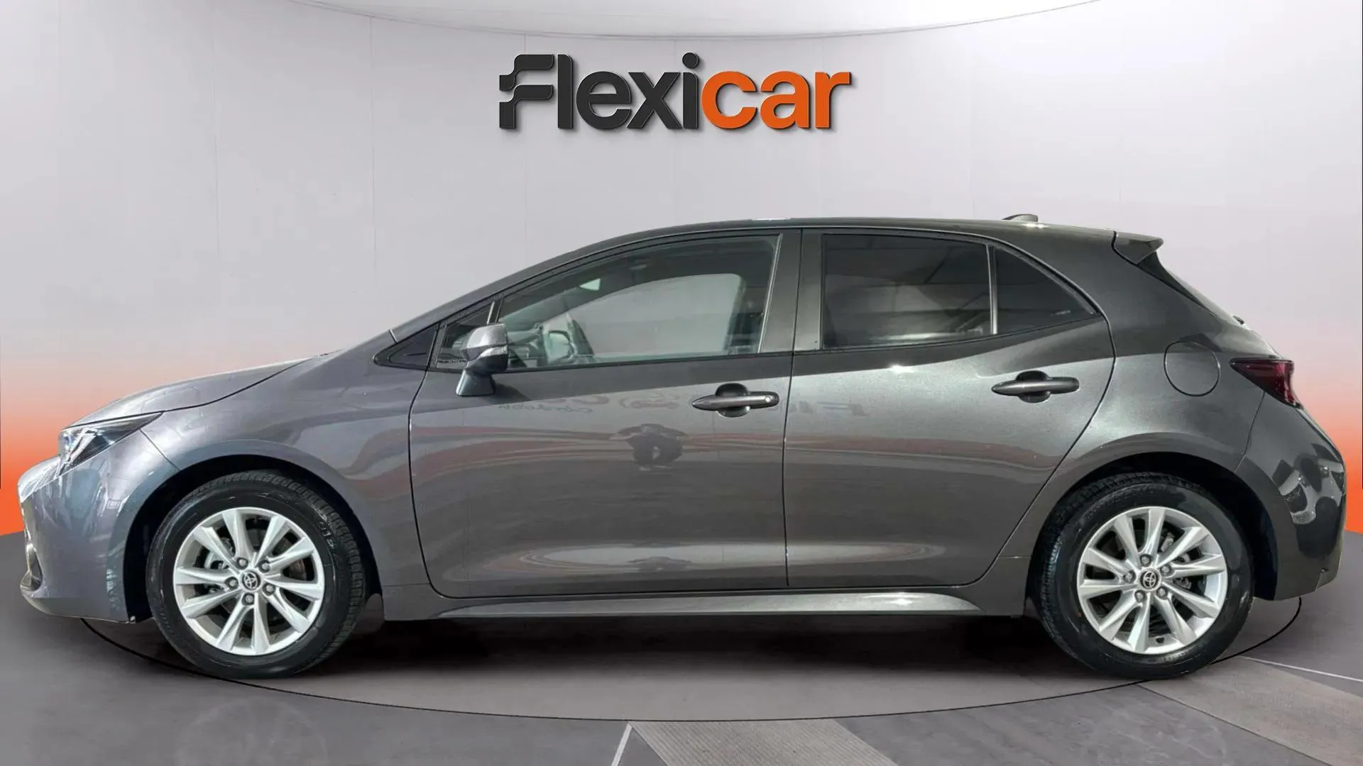 Toyota Corolla 140H Active Plus - foto 6