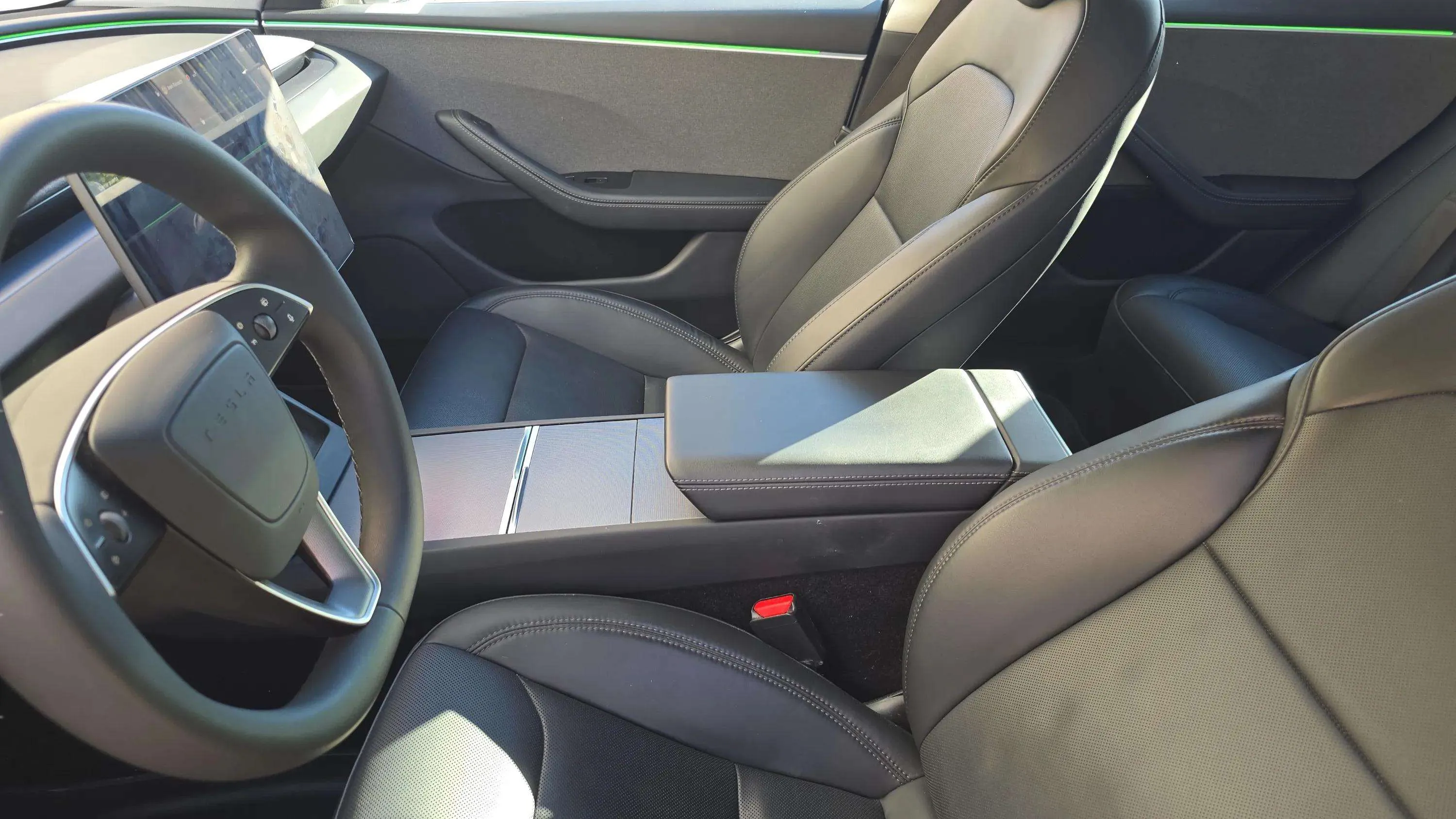 Tesla Model 3 Standard Range "Highland" RWD - foto 14