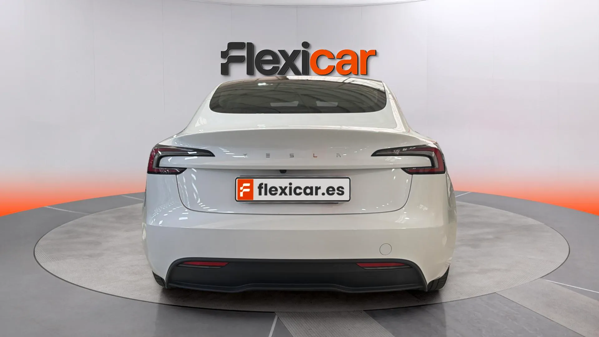 Tesla Model 3 Standard Range "Highland" RWD - foto 4