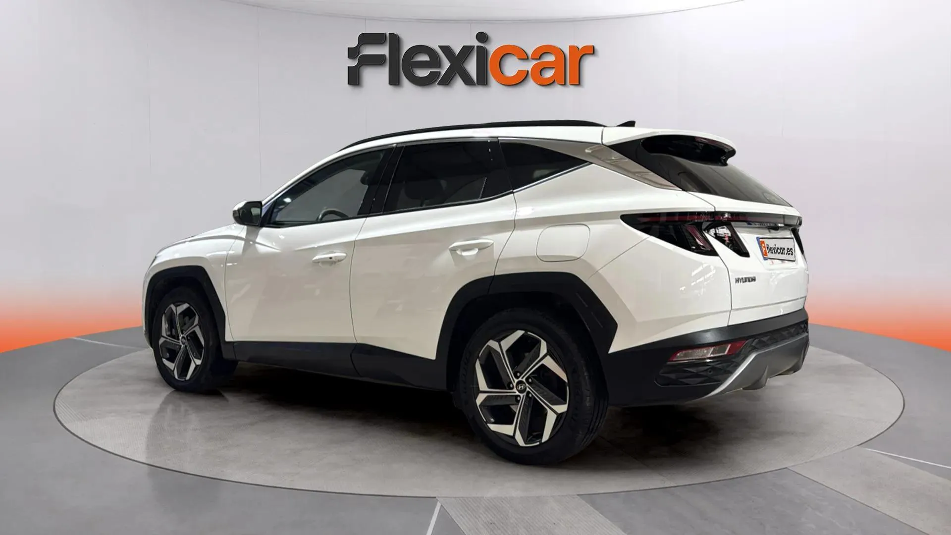 Hyundai Tucson 1.6 T-GDi PHEV Maxx 4x4 - foto 5