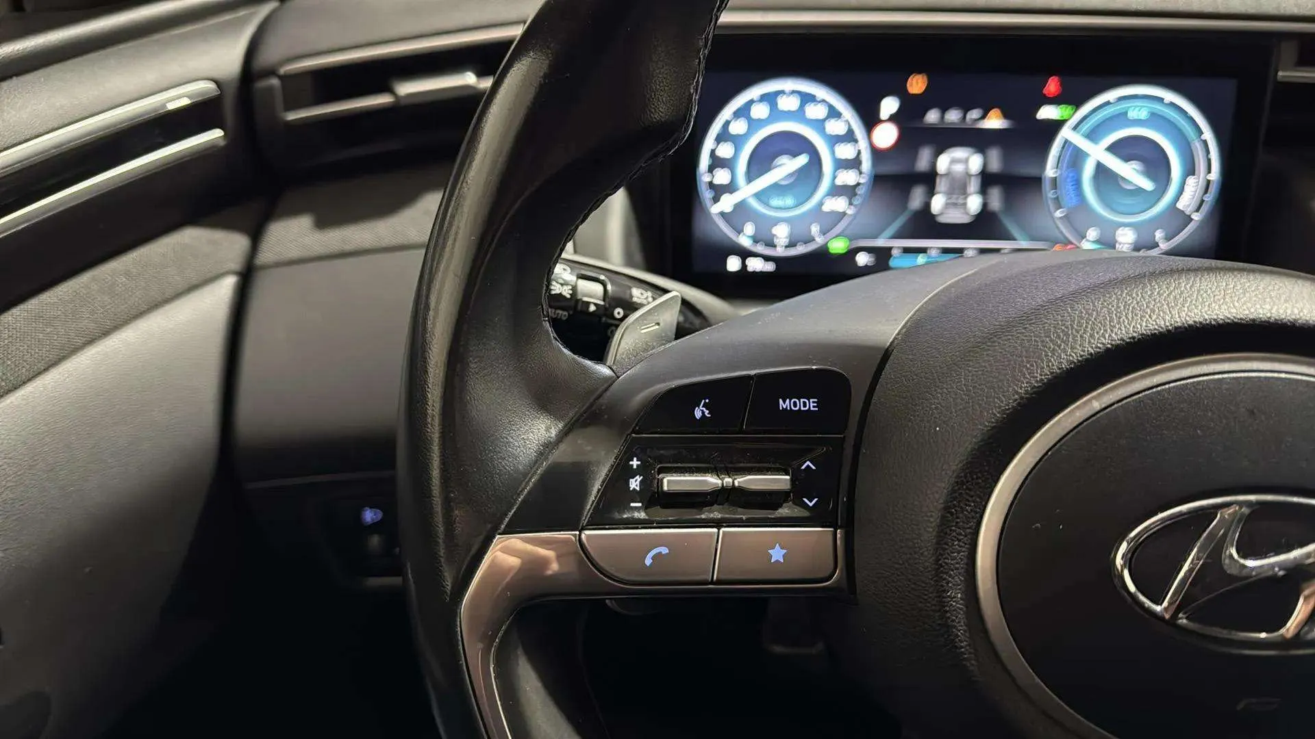 Hyundai Tucson 1.6 T-GDi PHEV Maxx 4x4 - foto 17