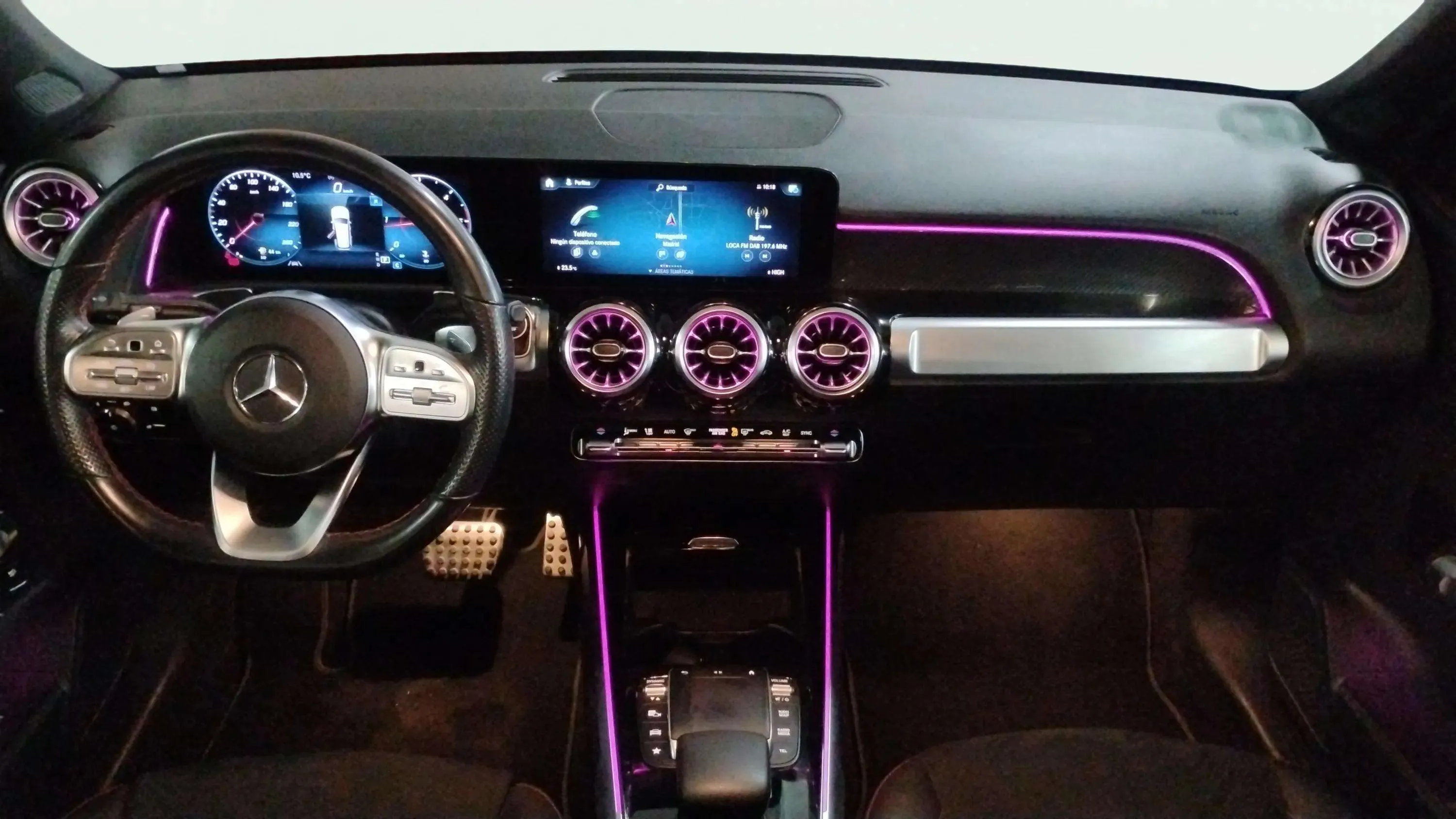 Mercedes-Benz GLB 200 d 4MATIC - foto 9