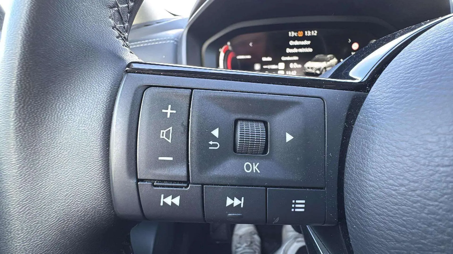 Nissan Qashqai DIG-T mHEV 4x2 Tekna - foto 20