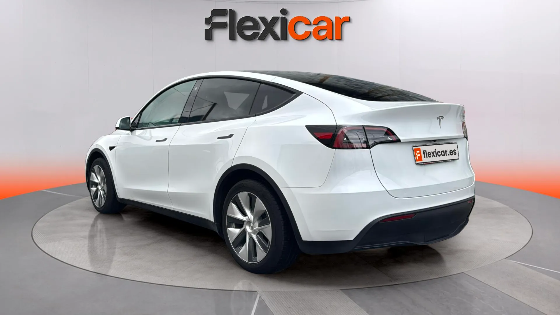 Tesla Model Y Tracción Trasera RWD - foto 5
