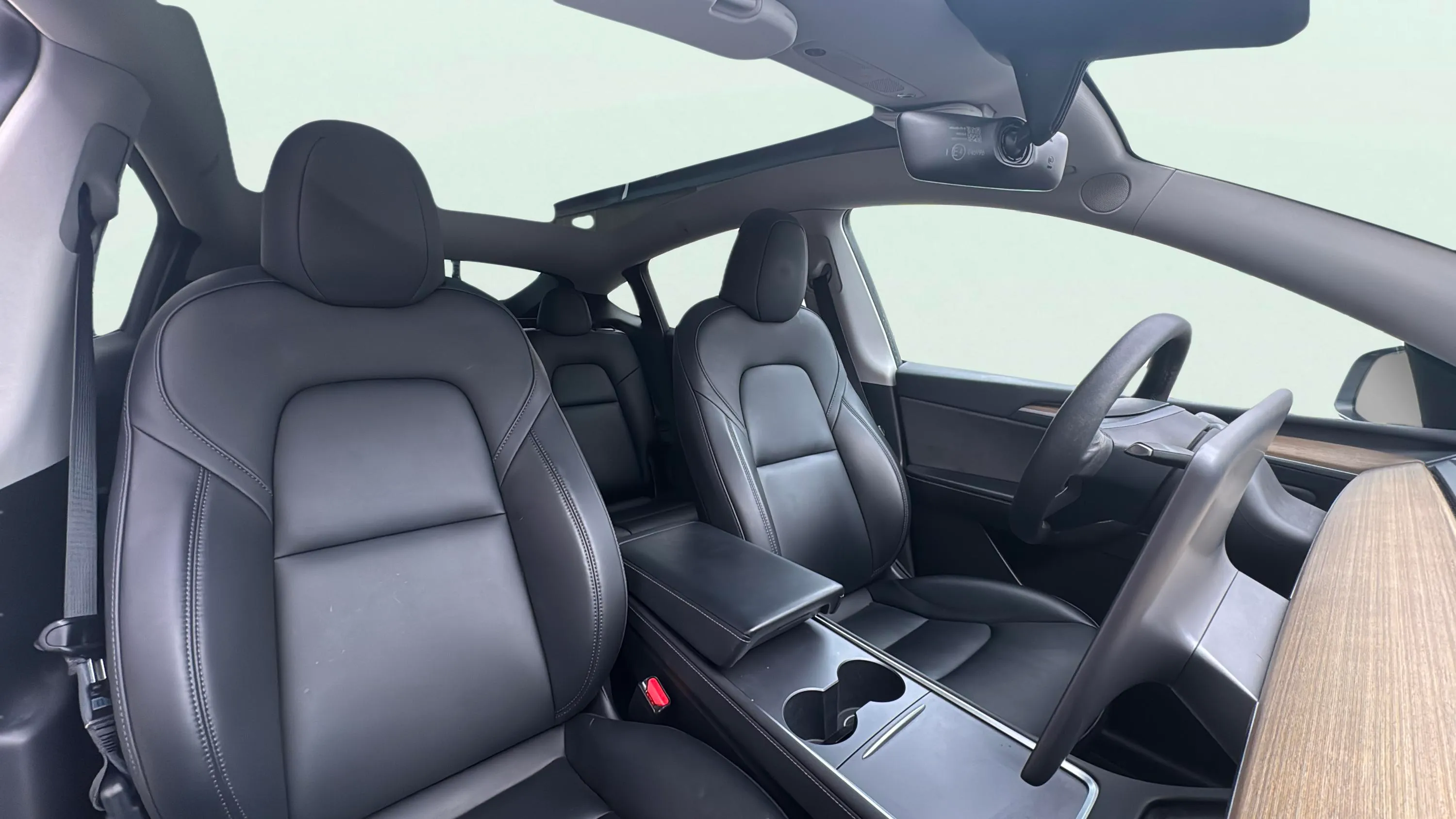 Tesla Model Y Tracción Trasera RWD - foto 18