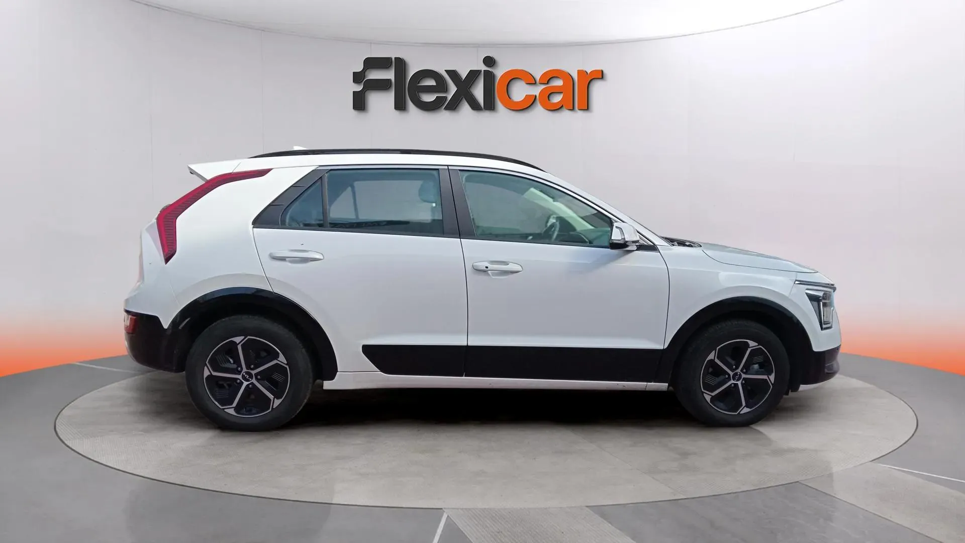 Kia Niro 1.6 GDi PHEV Concept - foto 12