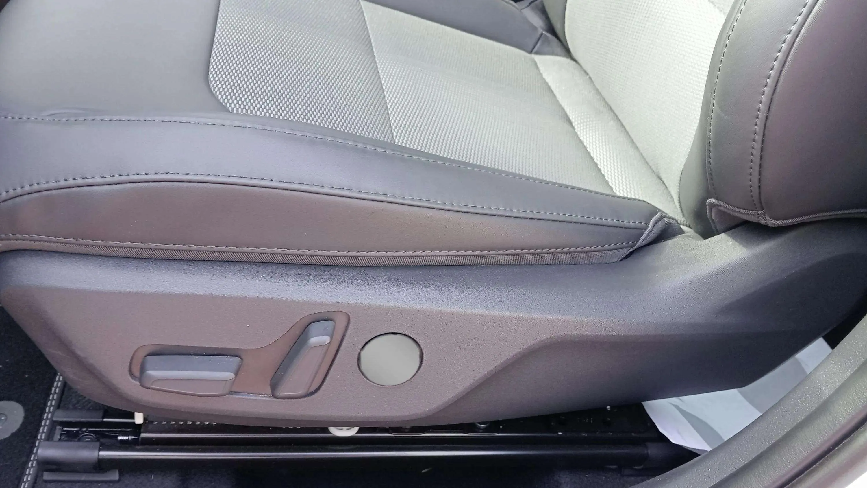 Kia Niro 1.6 GDi PHEV Concept - foto 25