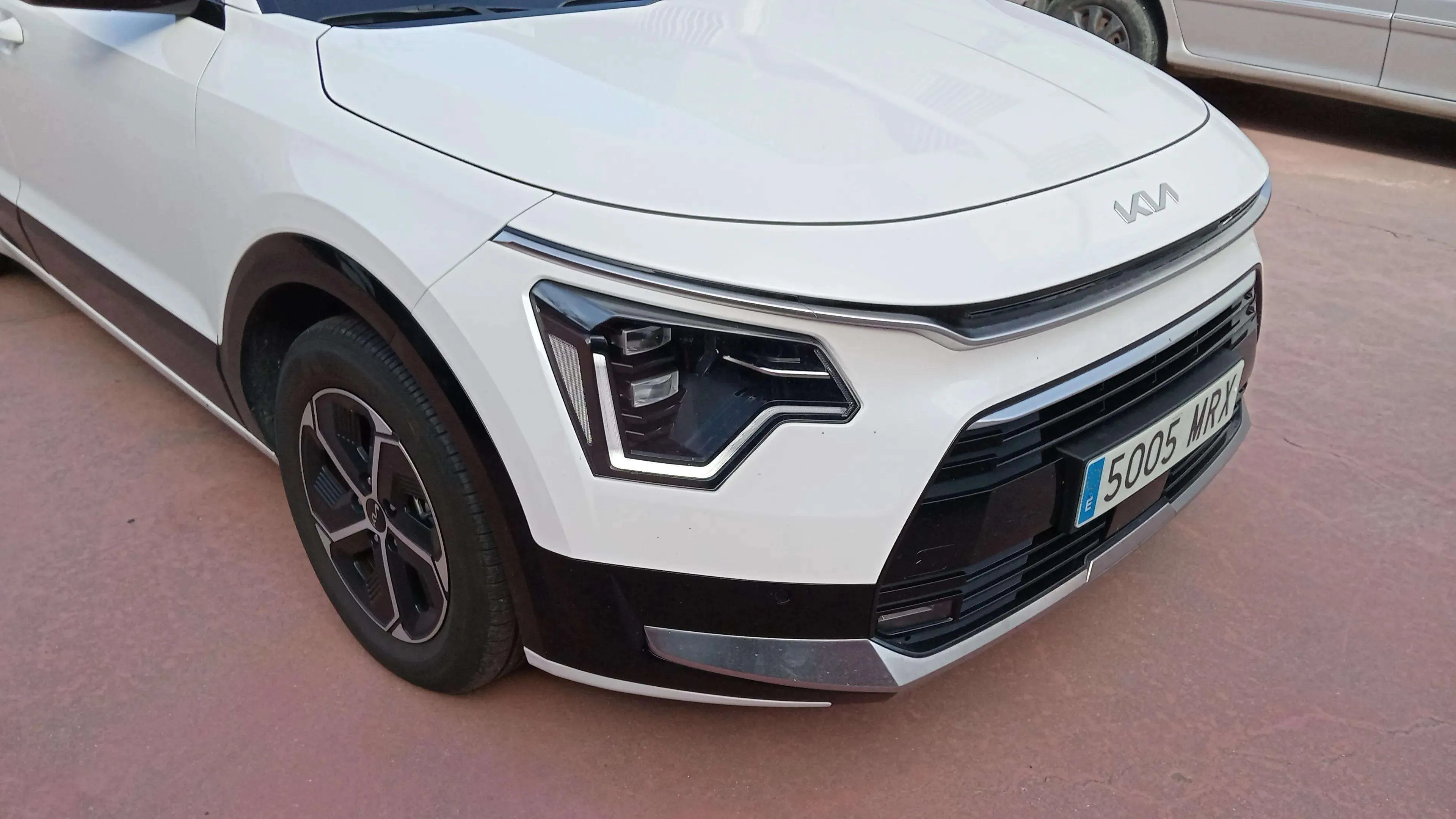 Kia Niro 1.6 GDi PHEV Concept - foto 14