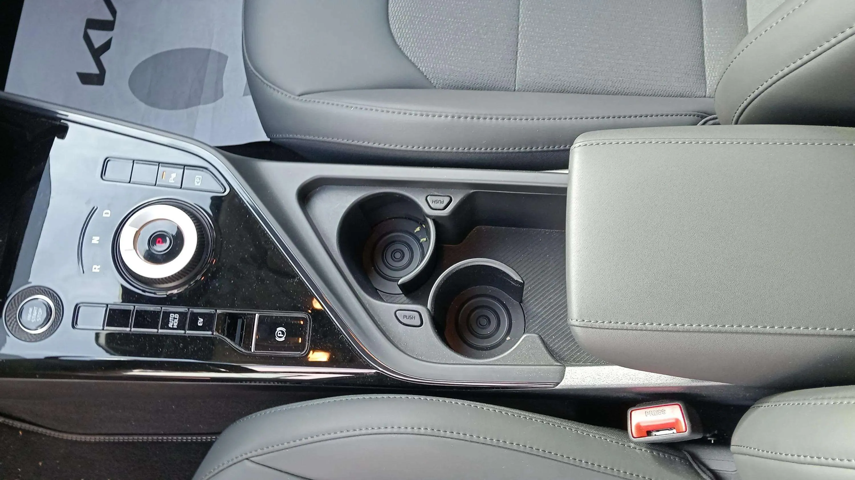 Kia Niro 1.6 GDi PHEV Concept - foto 26