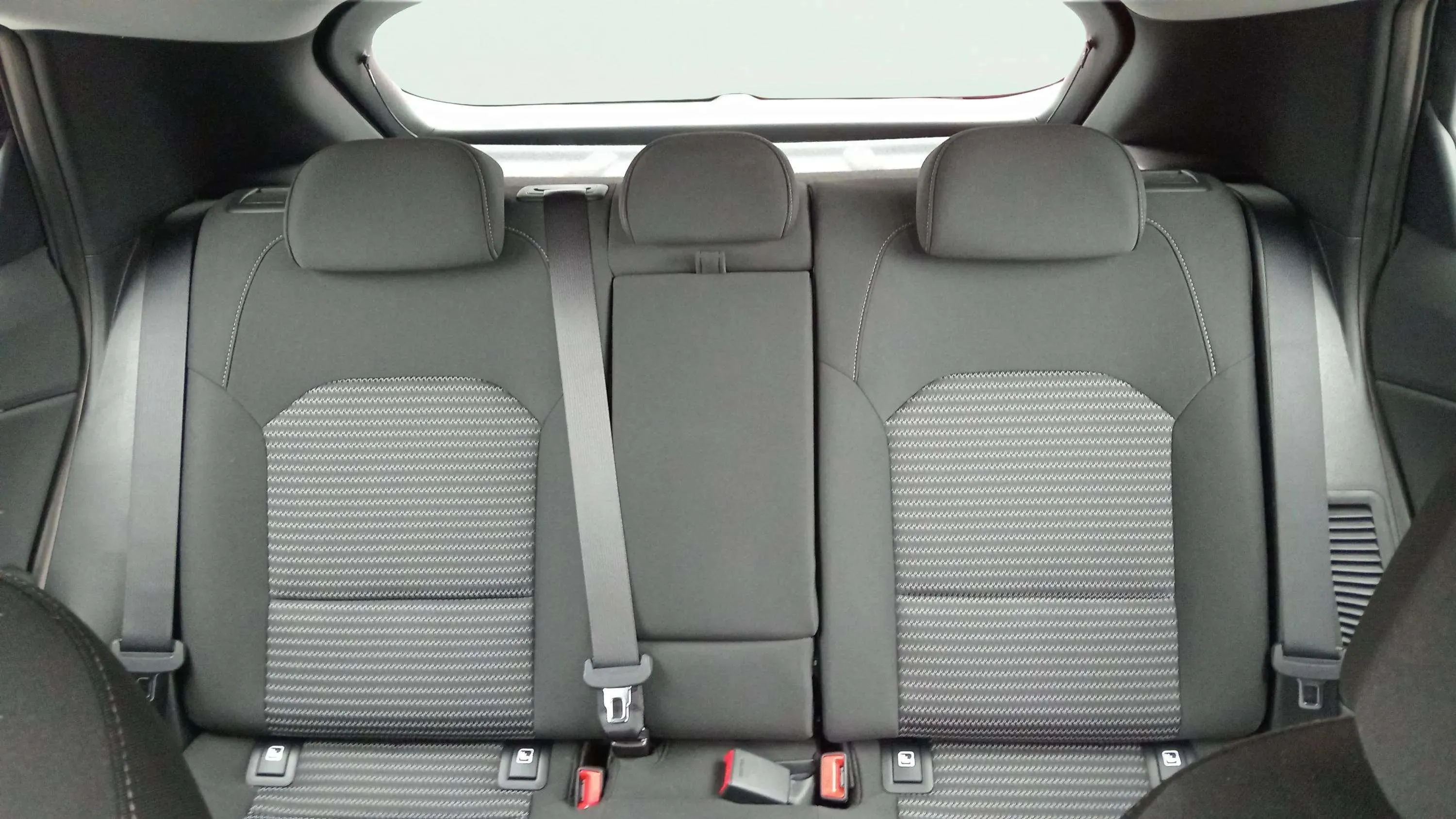Kia XCeed 1.6 GDi PHEV eDrive - foto 21