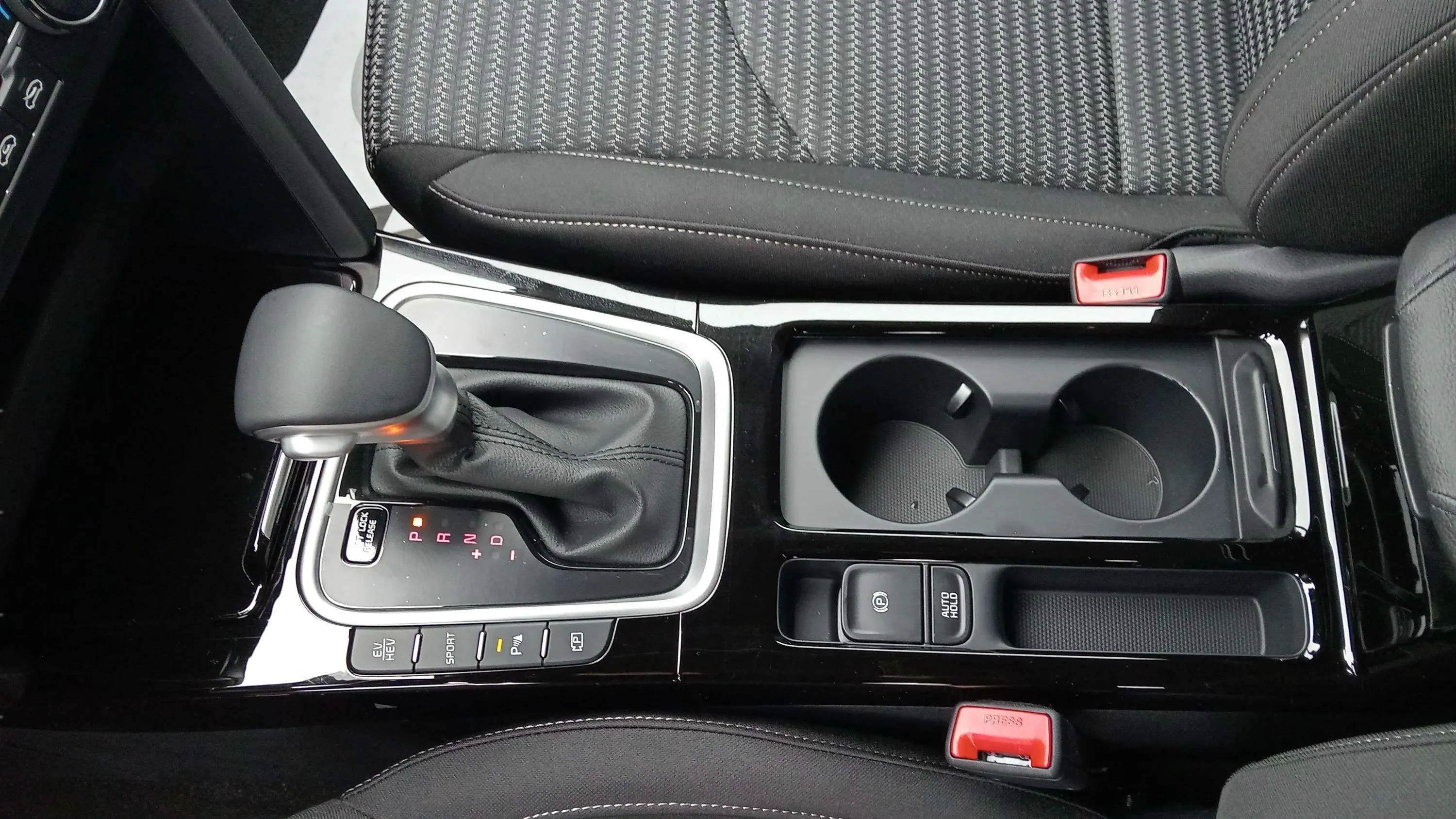 Kia XCeed 1.6 GDi PHEV eDrive - foto 18