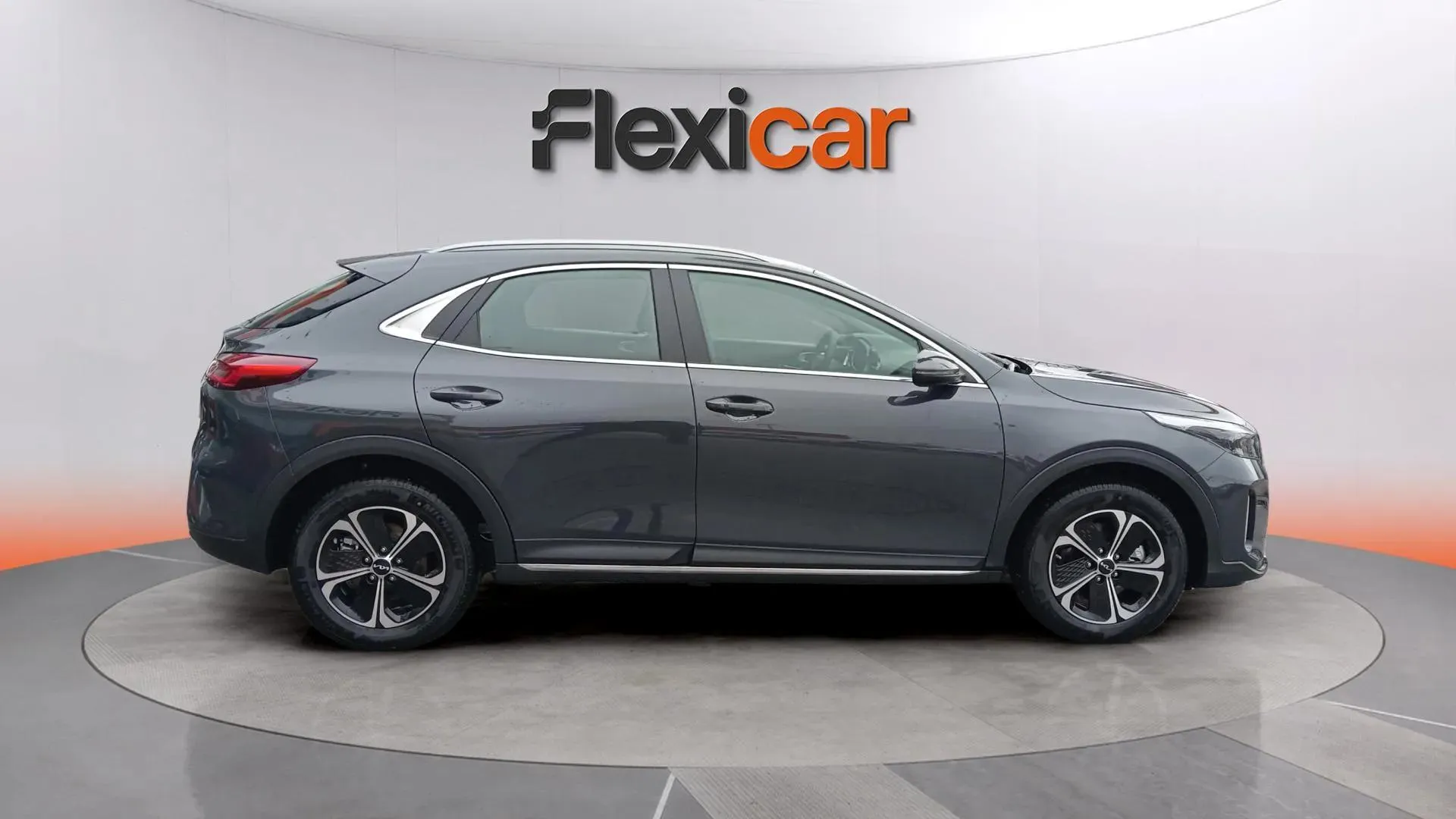 Kia XCeed 1.6 GDi PHEV eDrive - foto 12