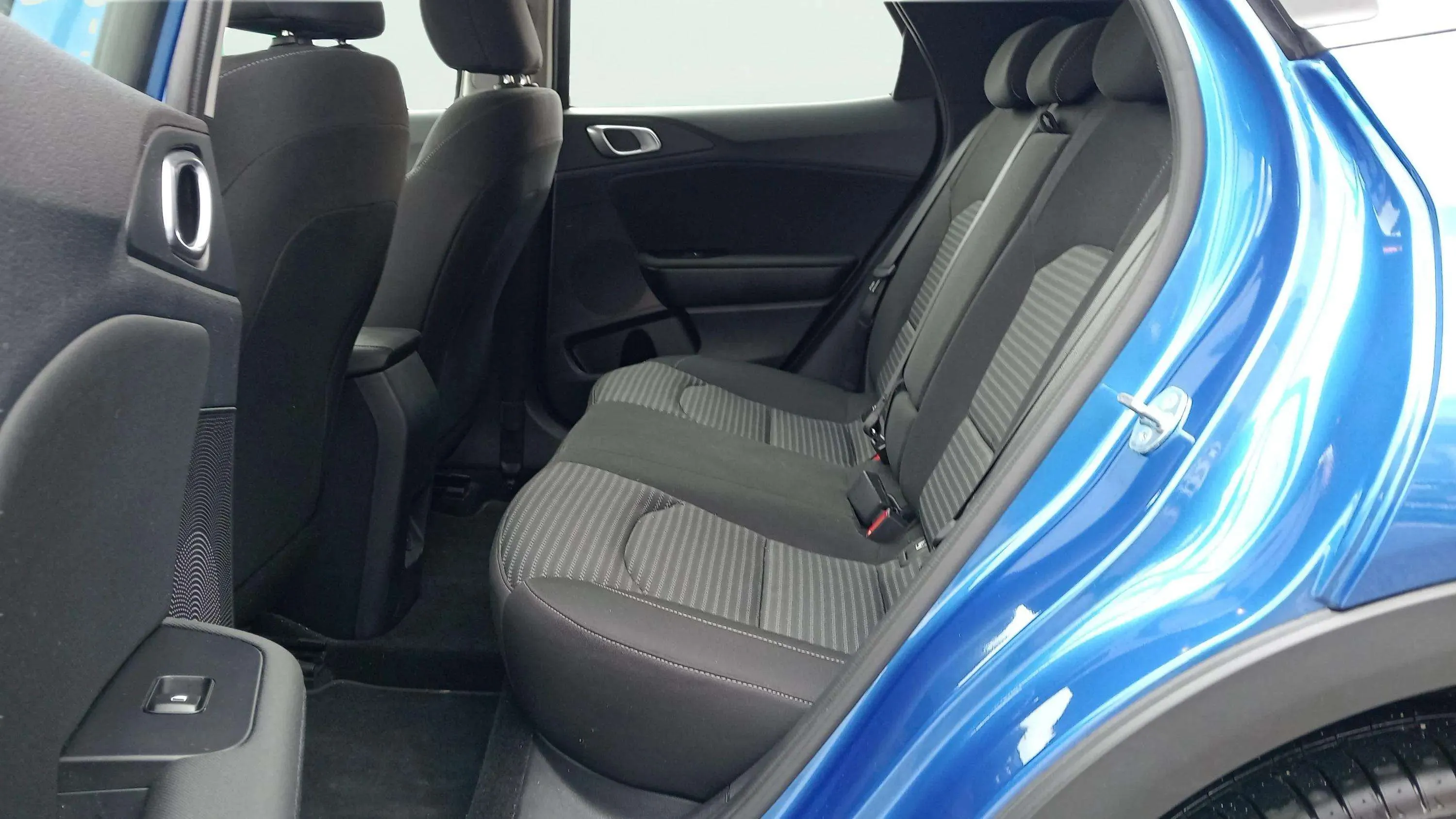 Kia Ceed 1.6 MHEV iMT Concept - foto 20