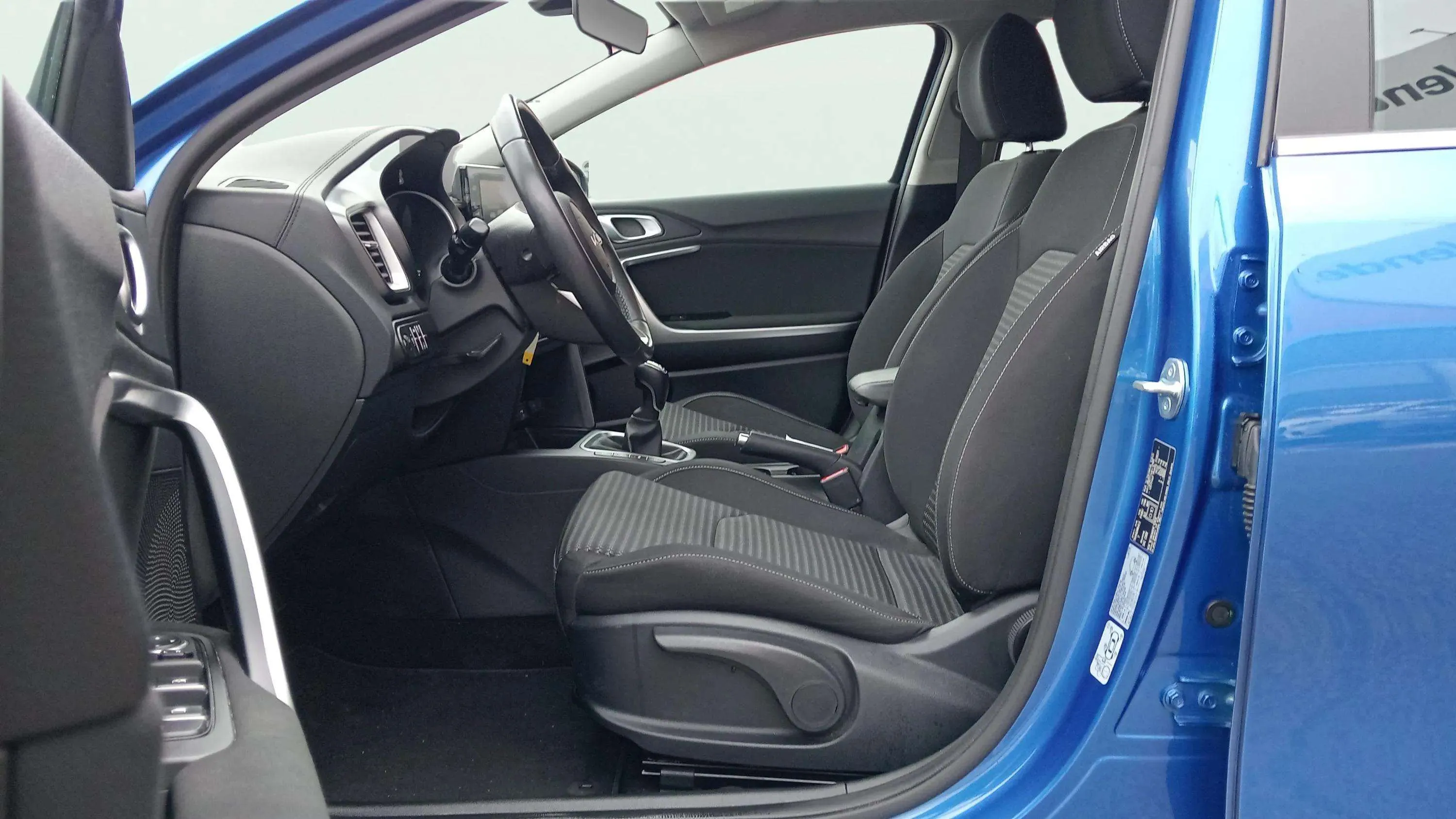 Kia Ceed 1.6 MHEV iMT Concept - foto 19
