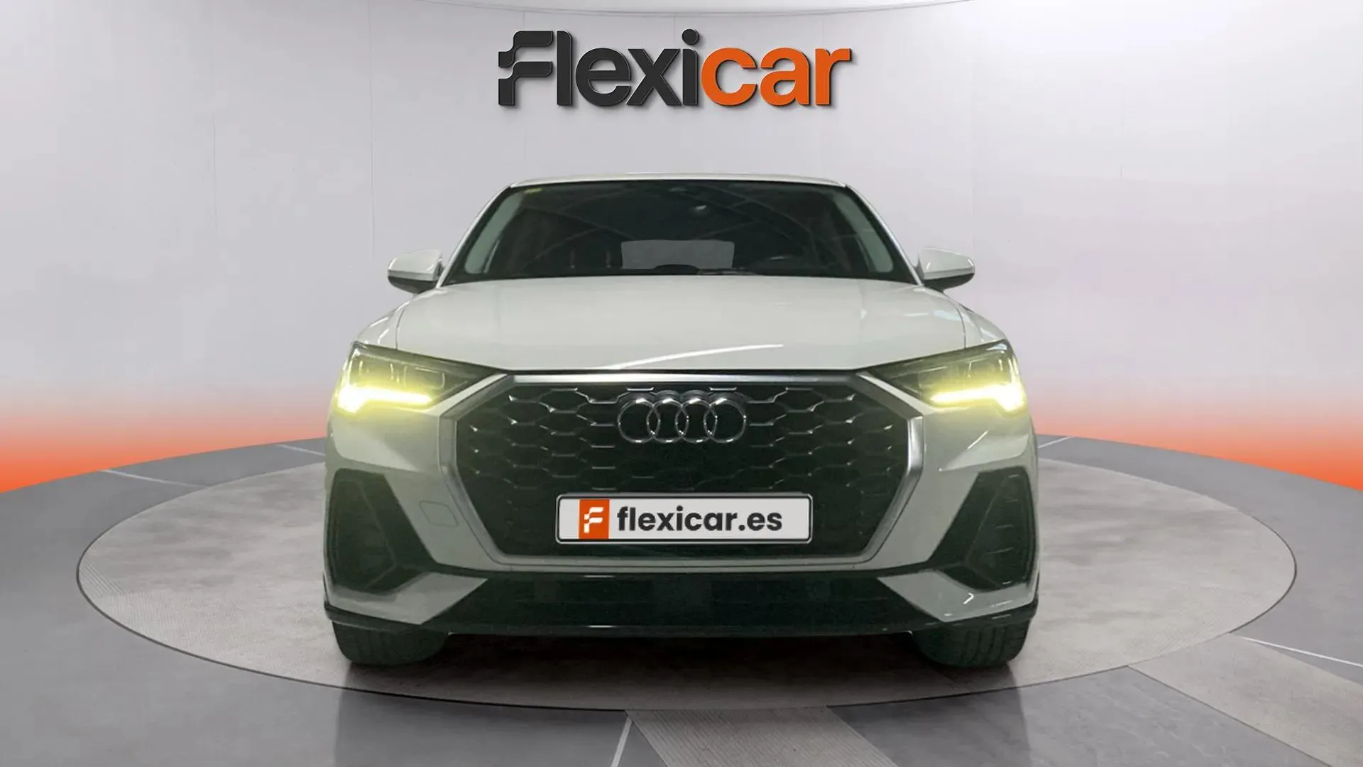 Audi Q3 35 TDI S tronic - foto 2