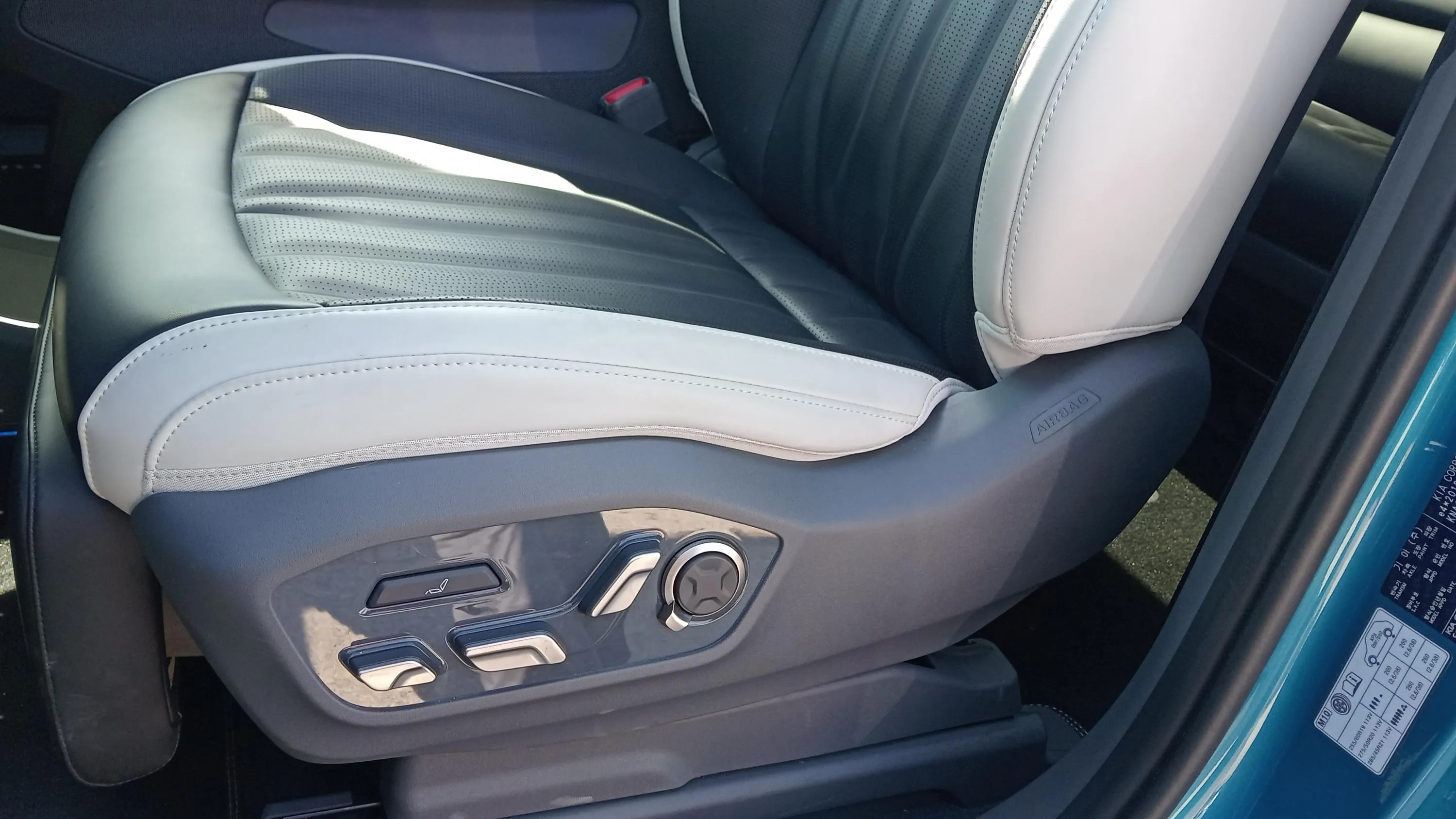 Kia EV9 GT-Line 99,8kWh AWD 6 plazas - foto 23