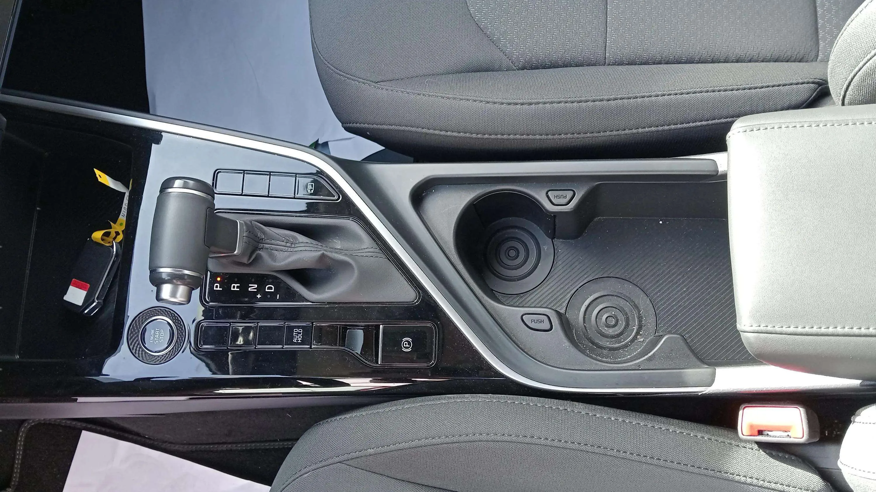 Kia Niro 1.6 GDi HEV Concept - foto 26