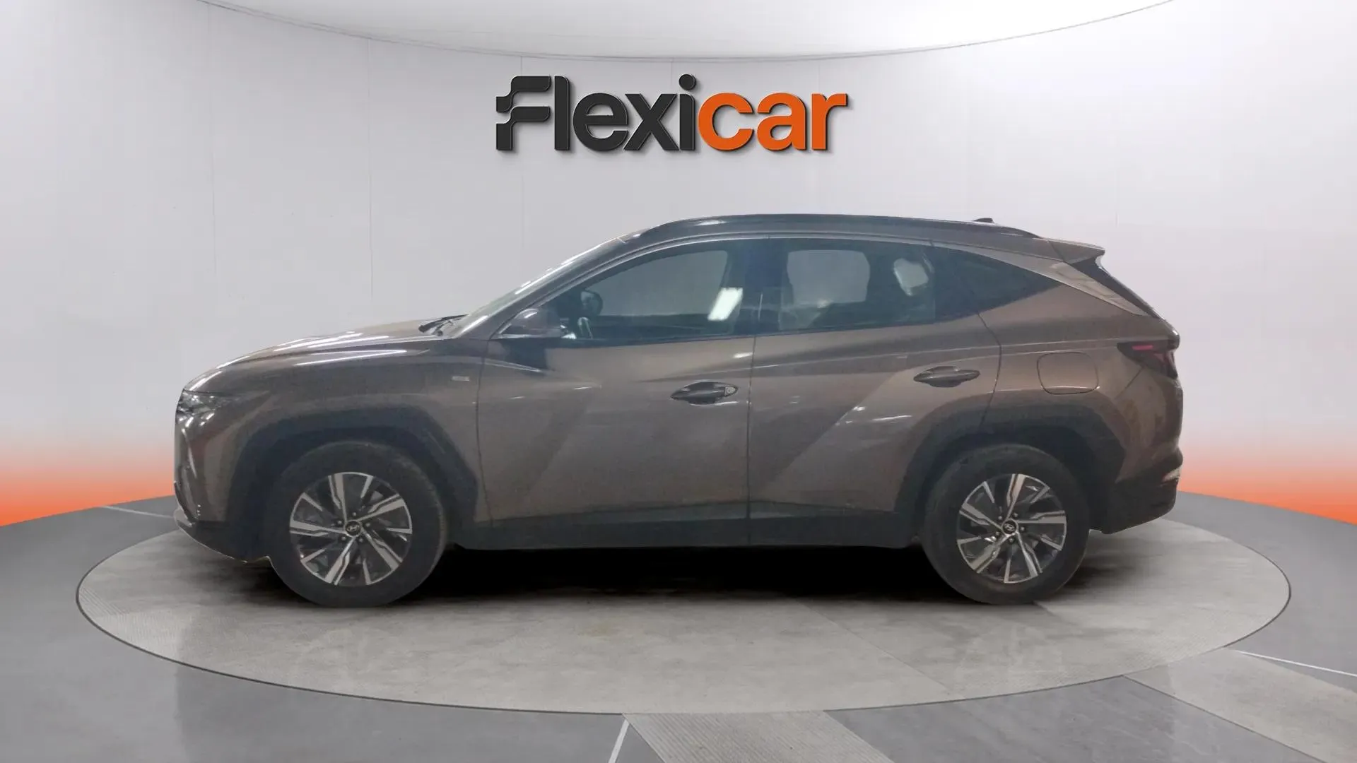 Hyundai Tucson 1.6 T-GDi 48V Maxx Sky - foto 4