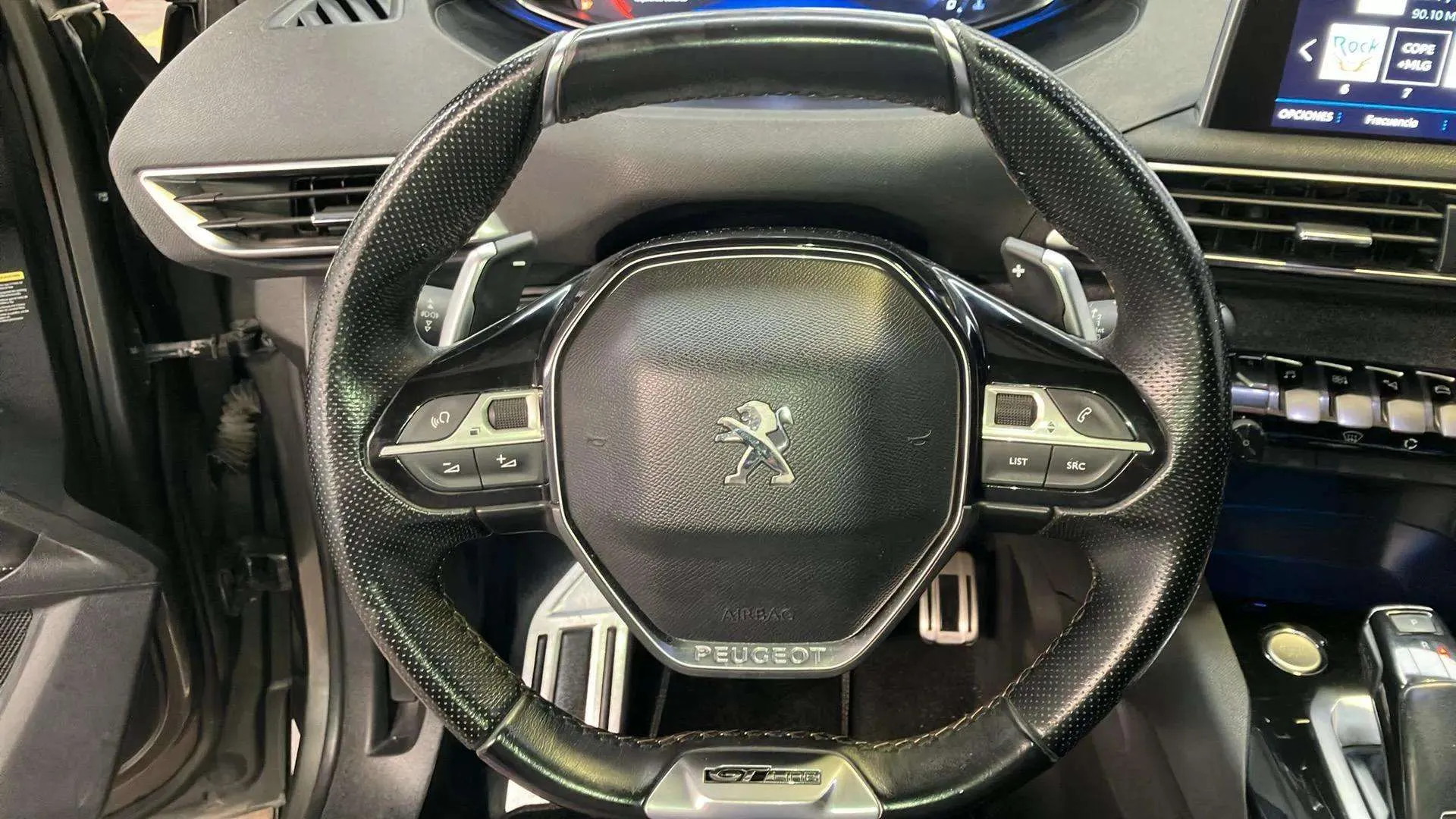 Peugeot 5008 Allure 1.2L PureTech (130) EAT6 - foto 7