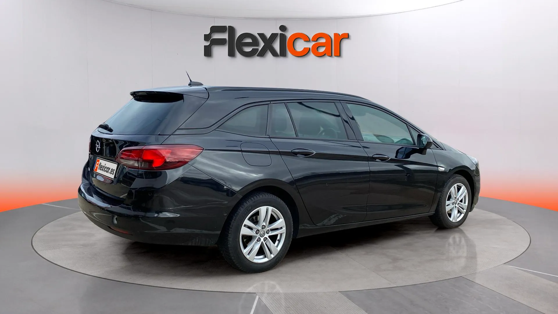Opel Astra 1.4T SHT Elegance CVT ST - foto 5