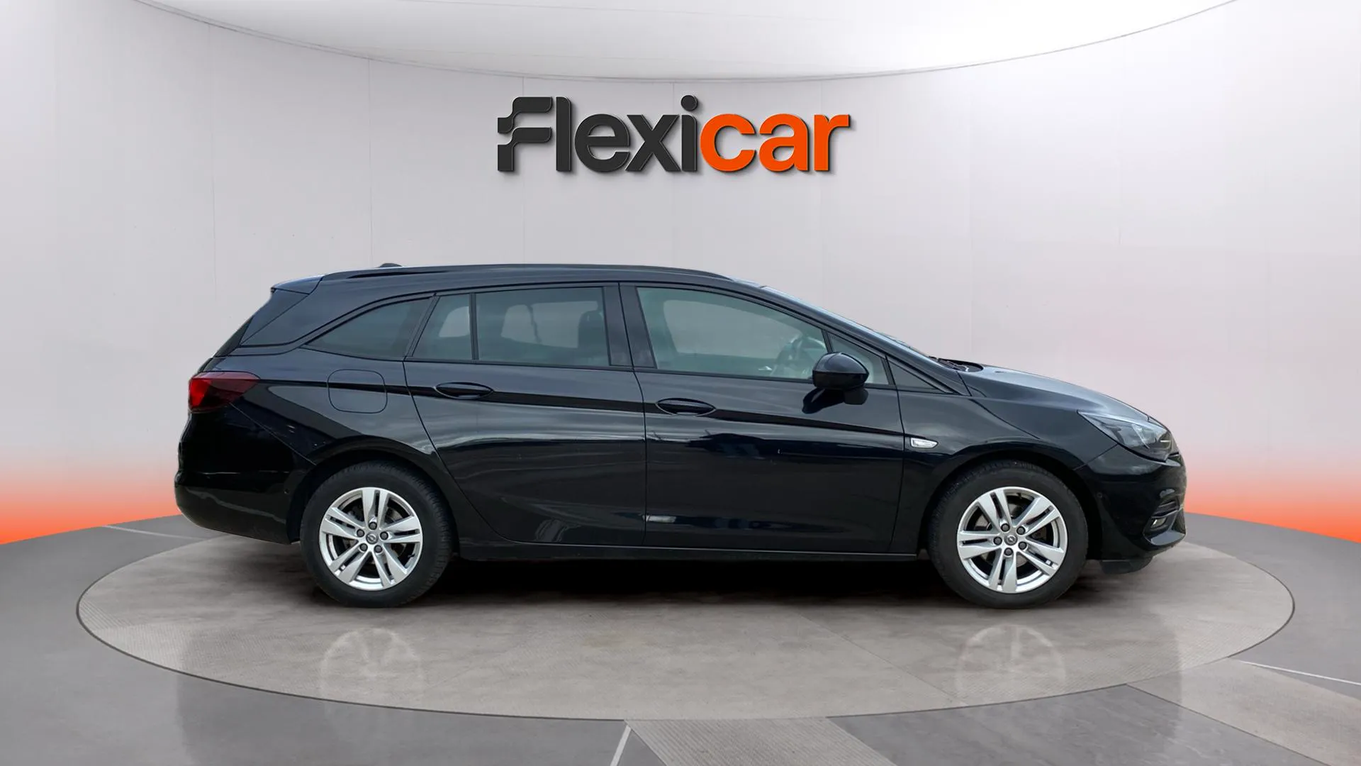 Opel Astra 1.4T SHT Elegance CVT ST - foto 8