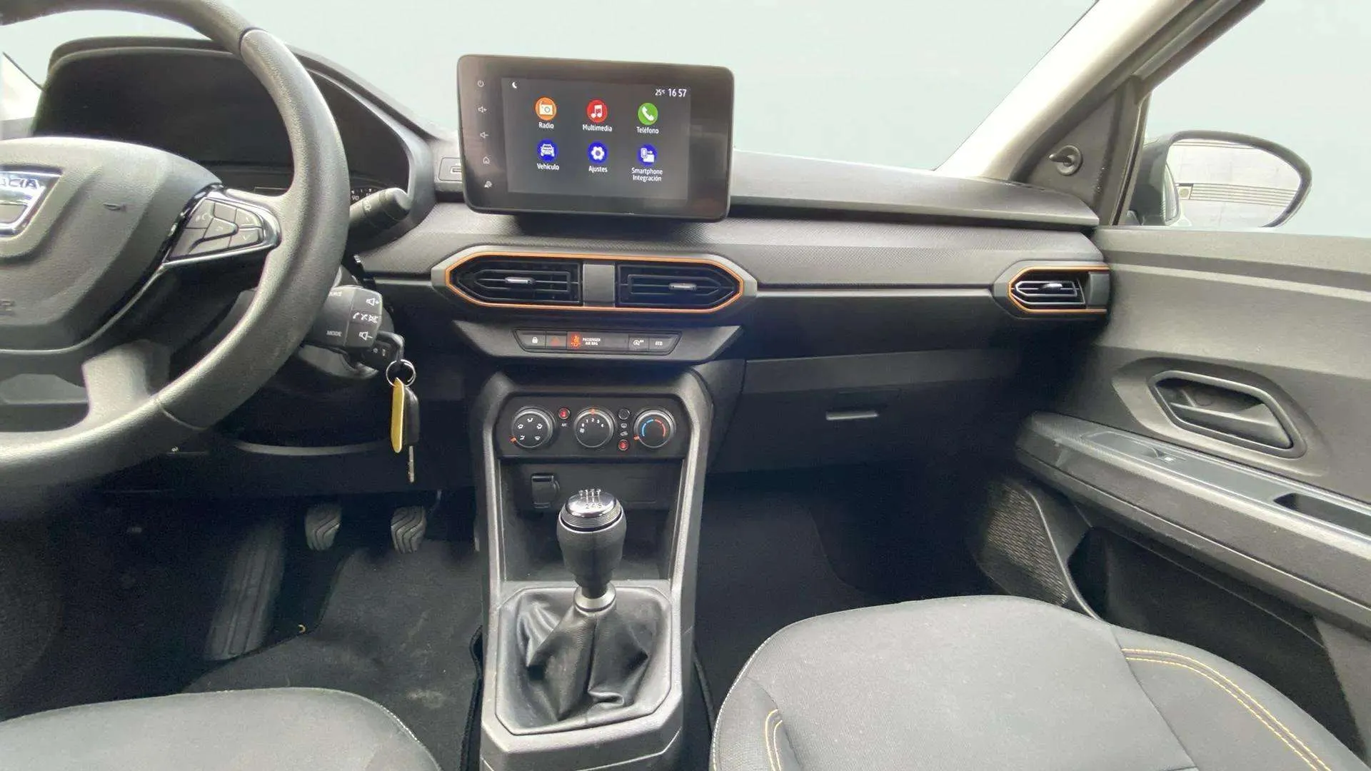 Dacia Sandero Stepway Essential TCe (90V) - foto 14