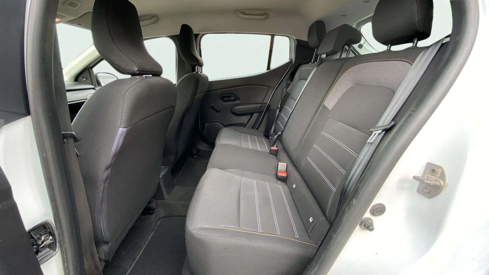 Dacia Sandero Stepway Essential TCe (90V) - foto 17