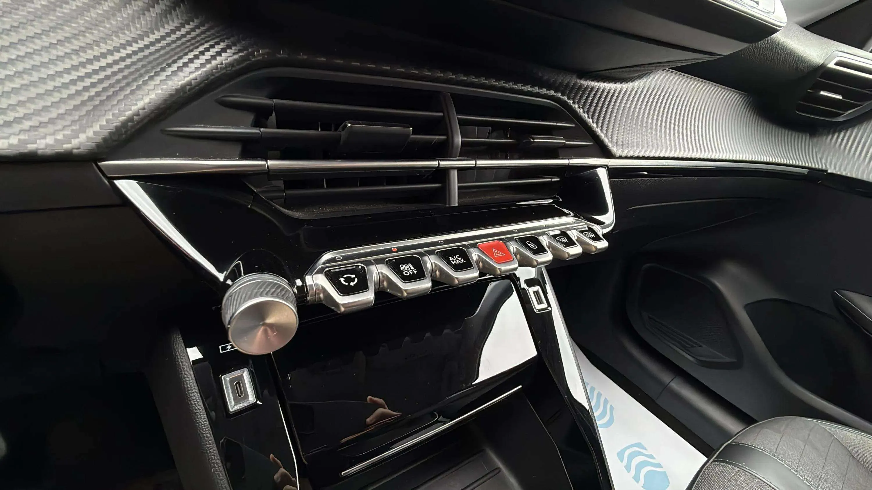 Peugeot 208 PureTech Allure - foto 19