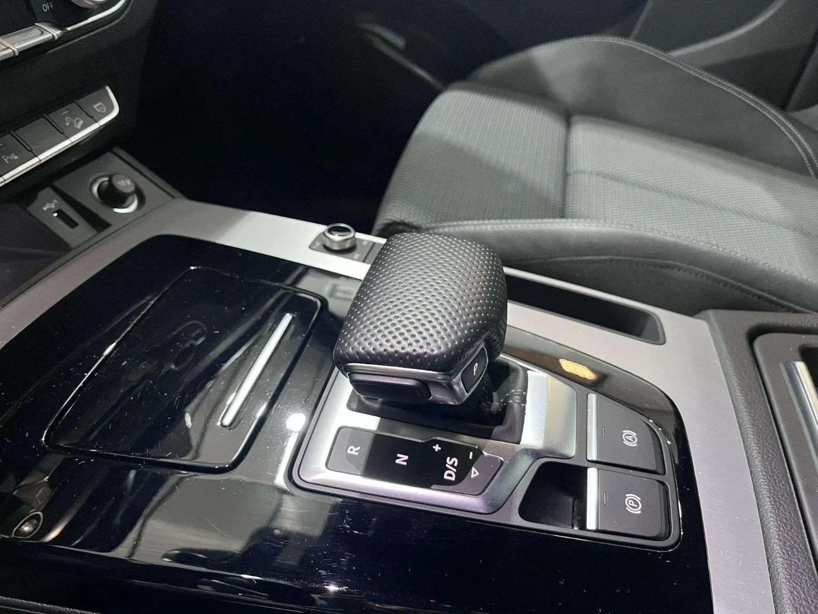 Audi Q5 Black line 35 TDI S tronic - foto 17