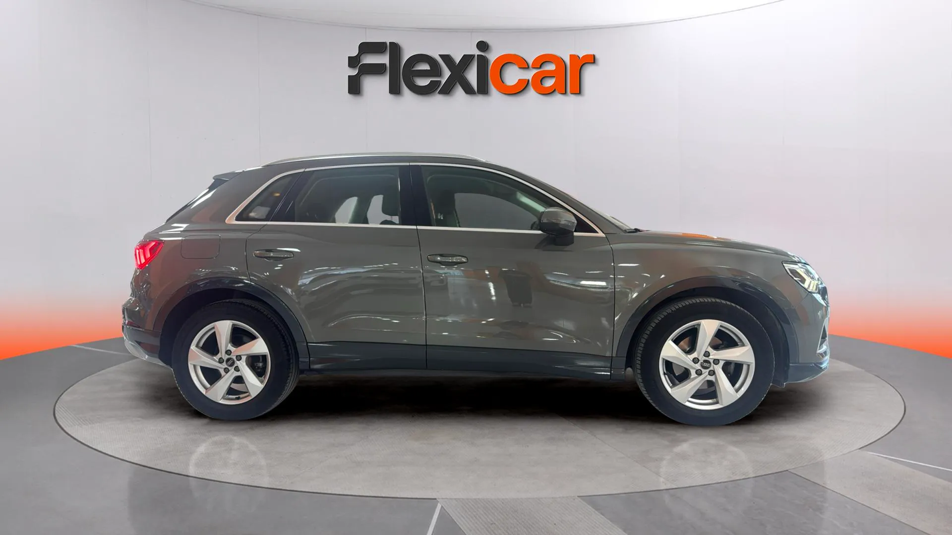Audi Q3 35 TDI S tronic - foto 3
