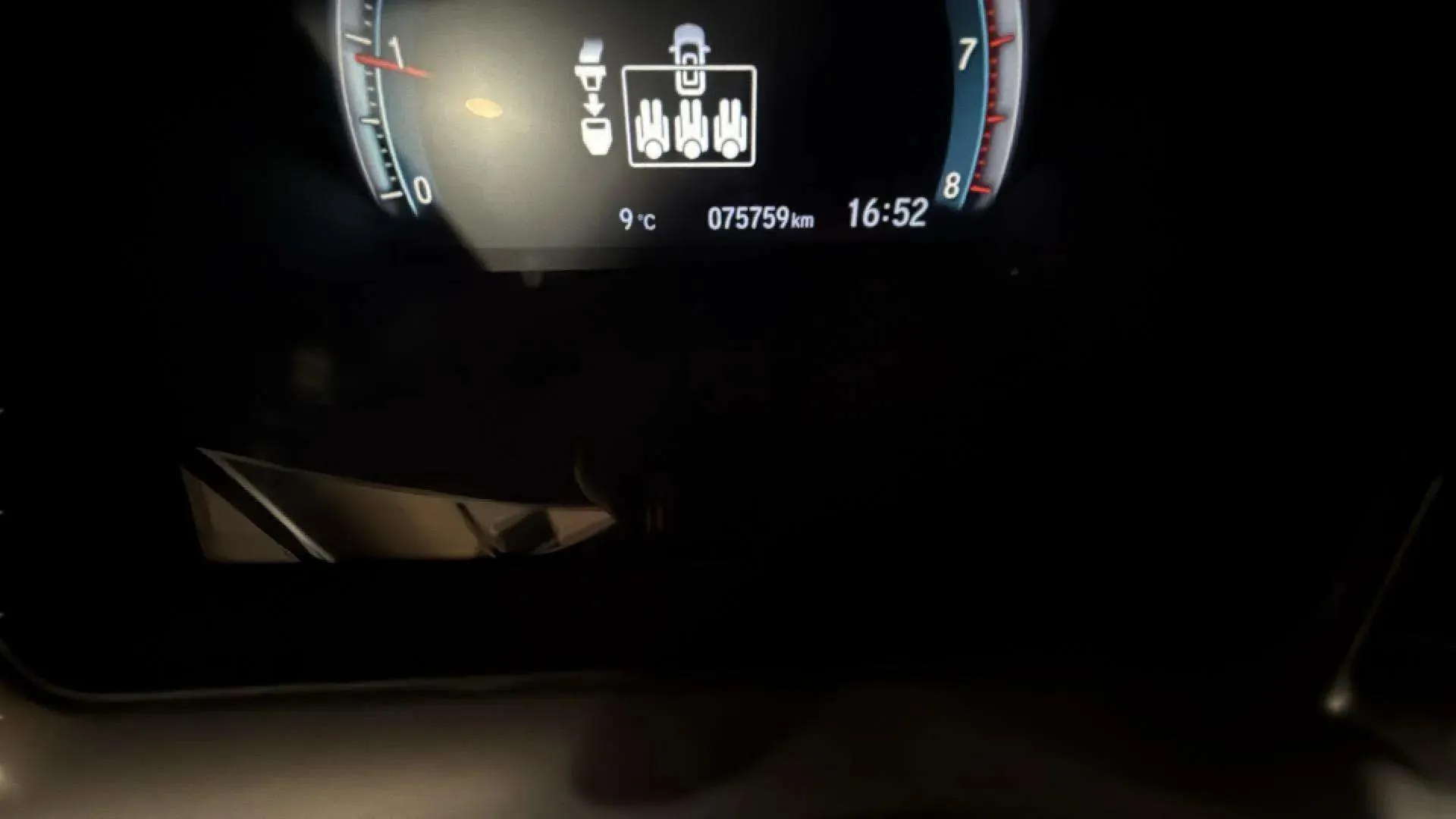 Honda Civic 1.5 I-VTEC Turbo Elegance NAV - foto 11