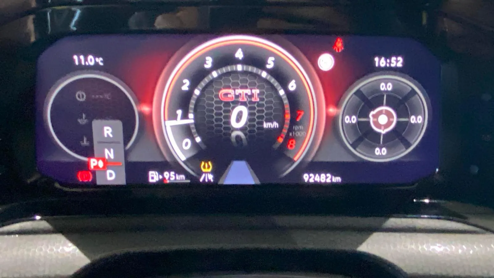 Volkswagen Golf GTI Performance 2.0 TSI DSG - foto 12