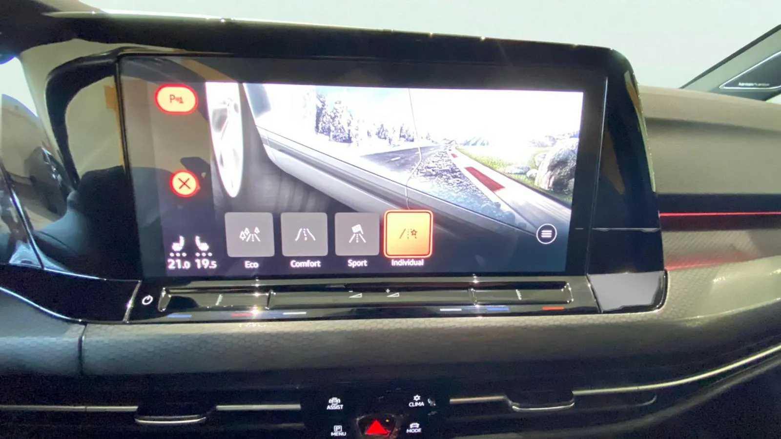 Volkswagen Golf GTI Performance 2.0 TSI DSG - foto 23