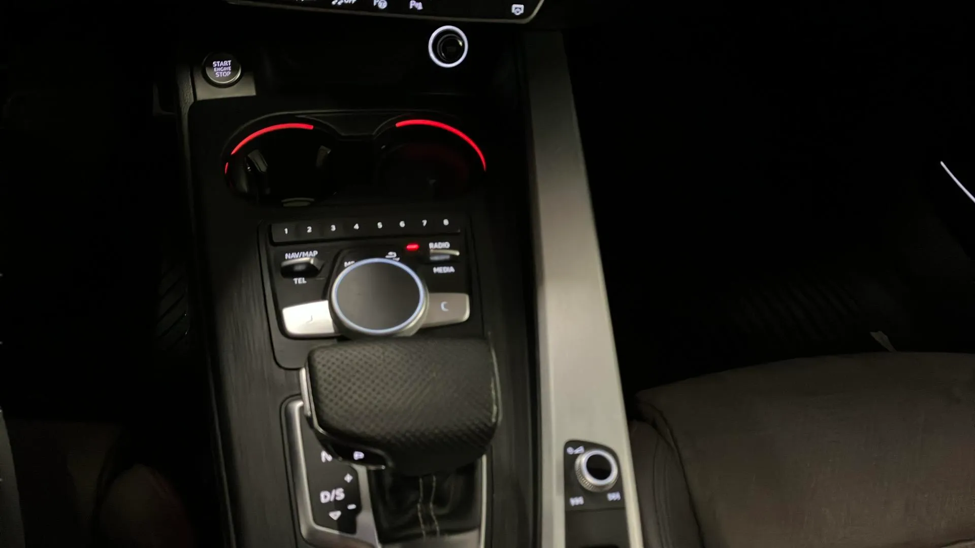 Audi A4 3.0 TDI quattro tiptronic - foto 20