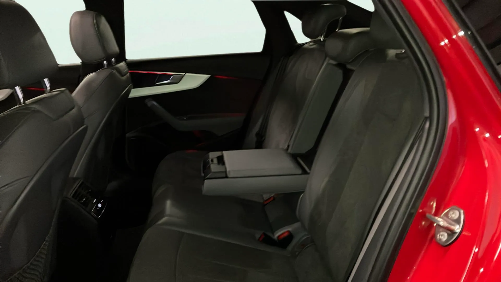 Audi A4 3.0 TDI quattro tiptronic - foto 21