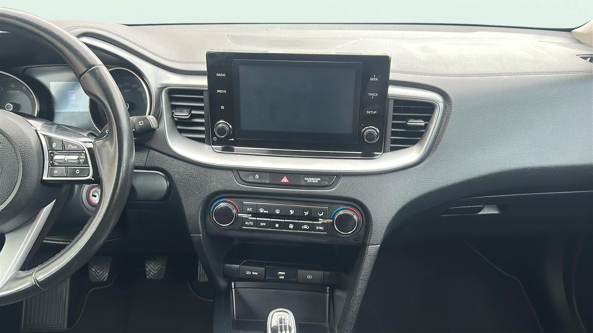 Kia Ceed 1.0 T-GDi - foto 13