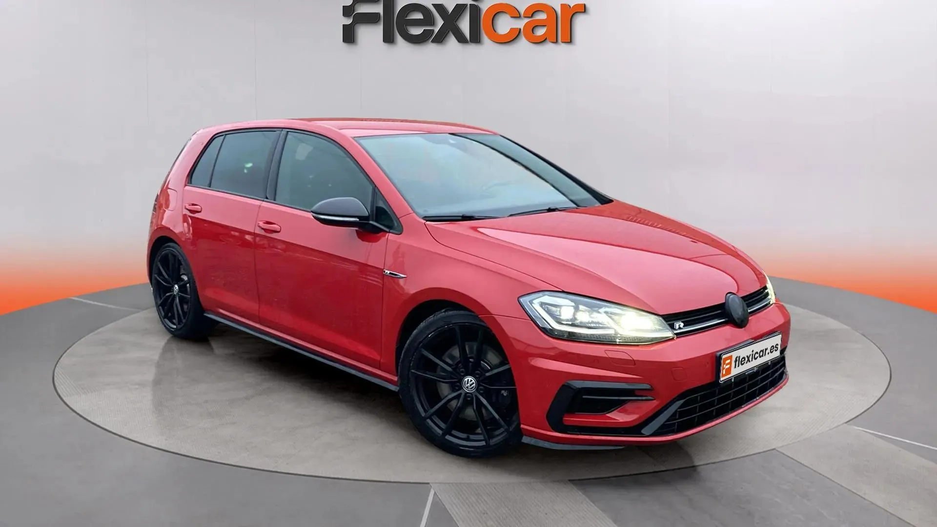 Volkswagen Golf R 2.0 TSI 4Motion DSG - foto 1