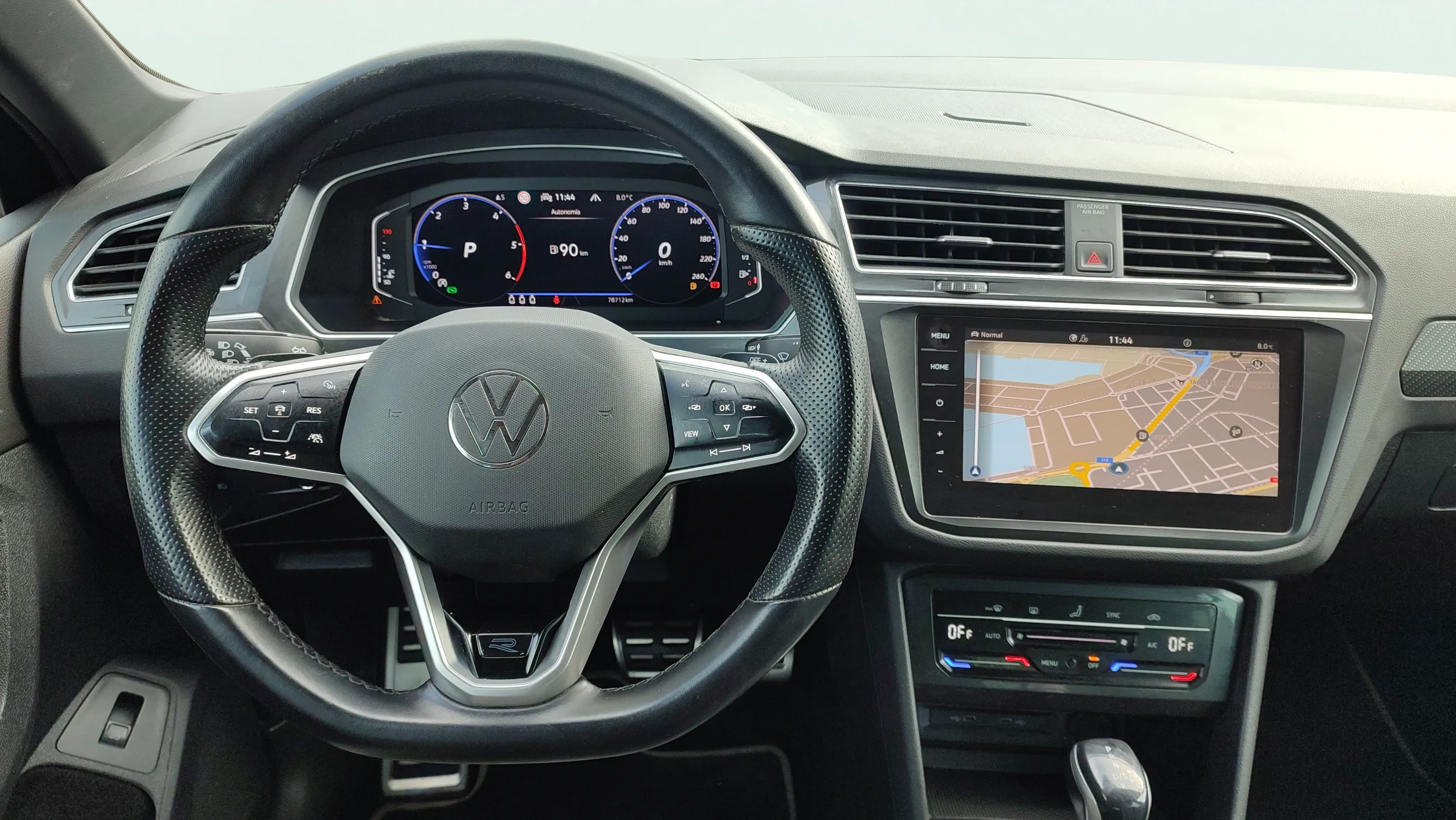 Volkswagen Tiguan R-Line 2.0 TDI DSG 4Motion - foto 9