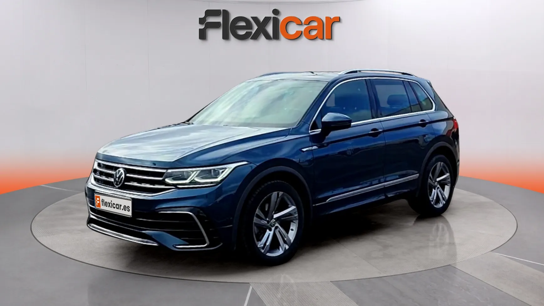 Volkswagen Tiguan R-Line 2.0 TDI DSG 4Motion - foto 3