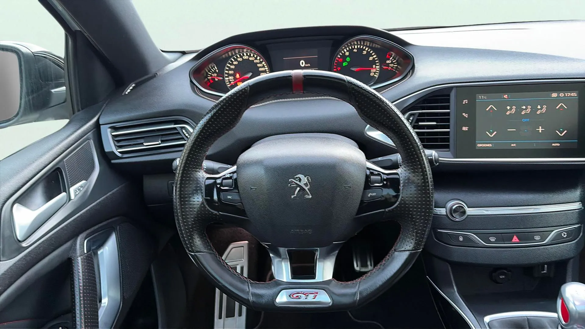 Peugeot 308 GTI 1.6 PureTech - foto 10