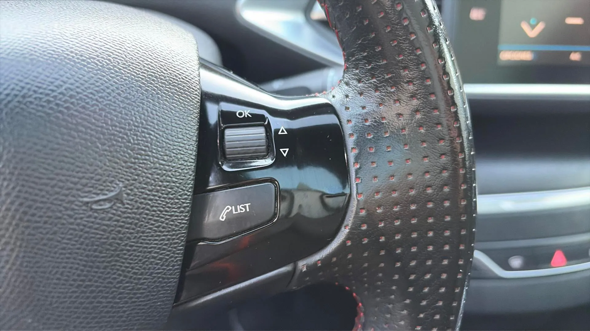 Peugeot 308 GTI 1.6 PureTech - foto 16