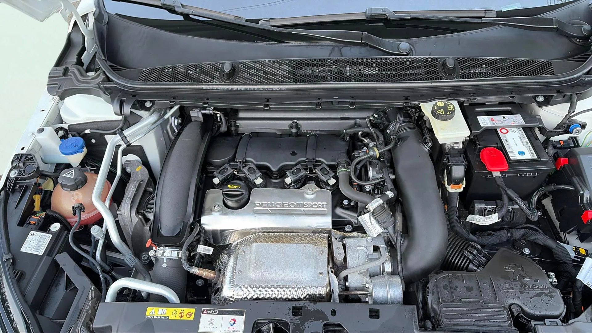 Peugeot 308 GTI 1.6 PureTech - foto 28