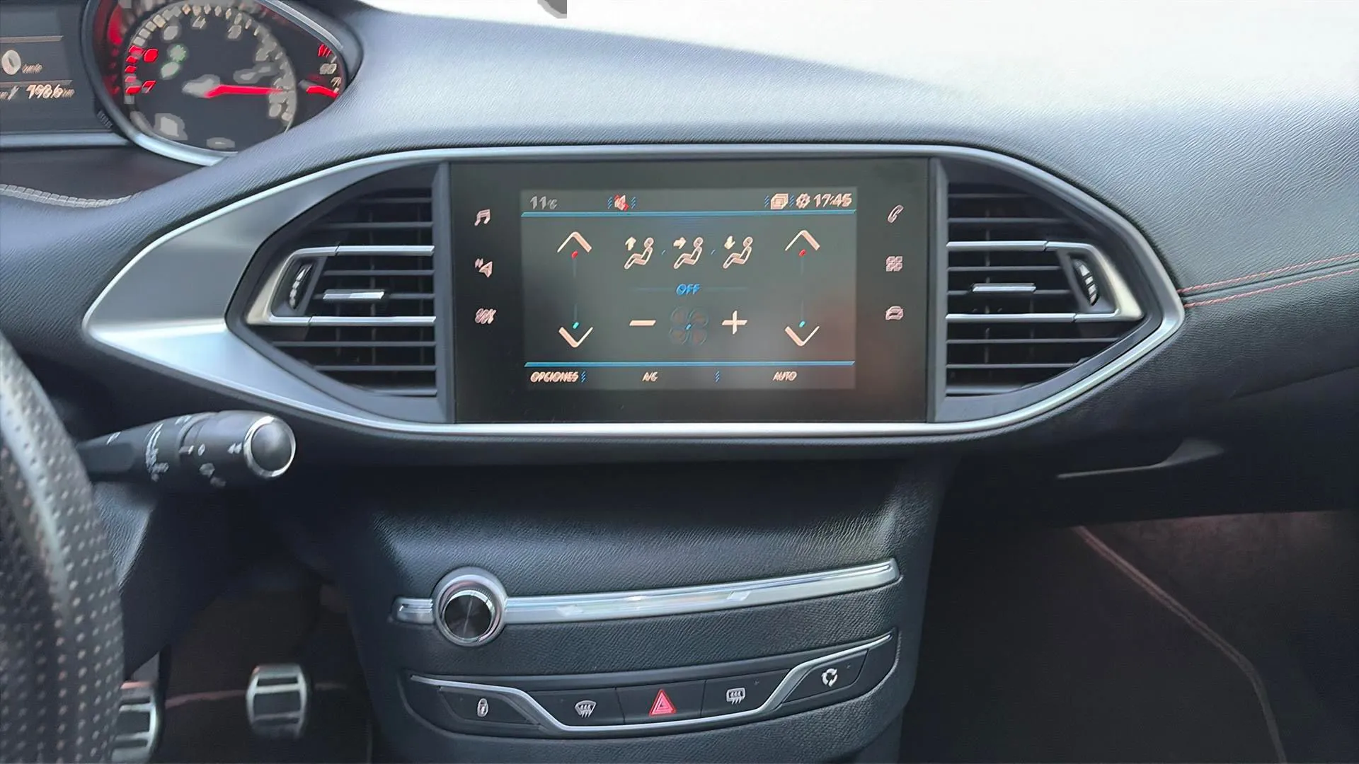 Peugeot 308 GTI 1.6 PureTech - foto 19
