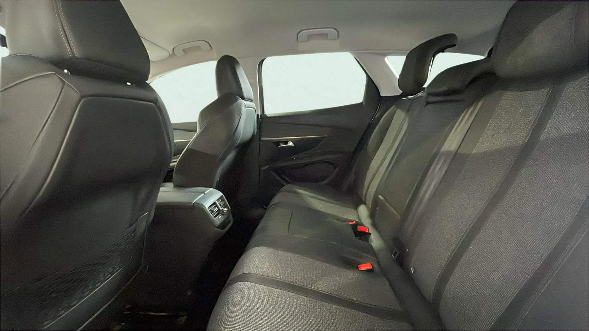 Peugeot 3008 225 e-EAT8 Allure - foto 16
