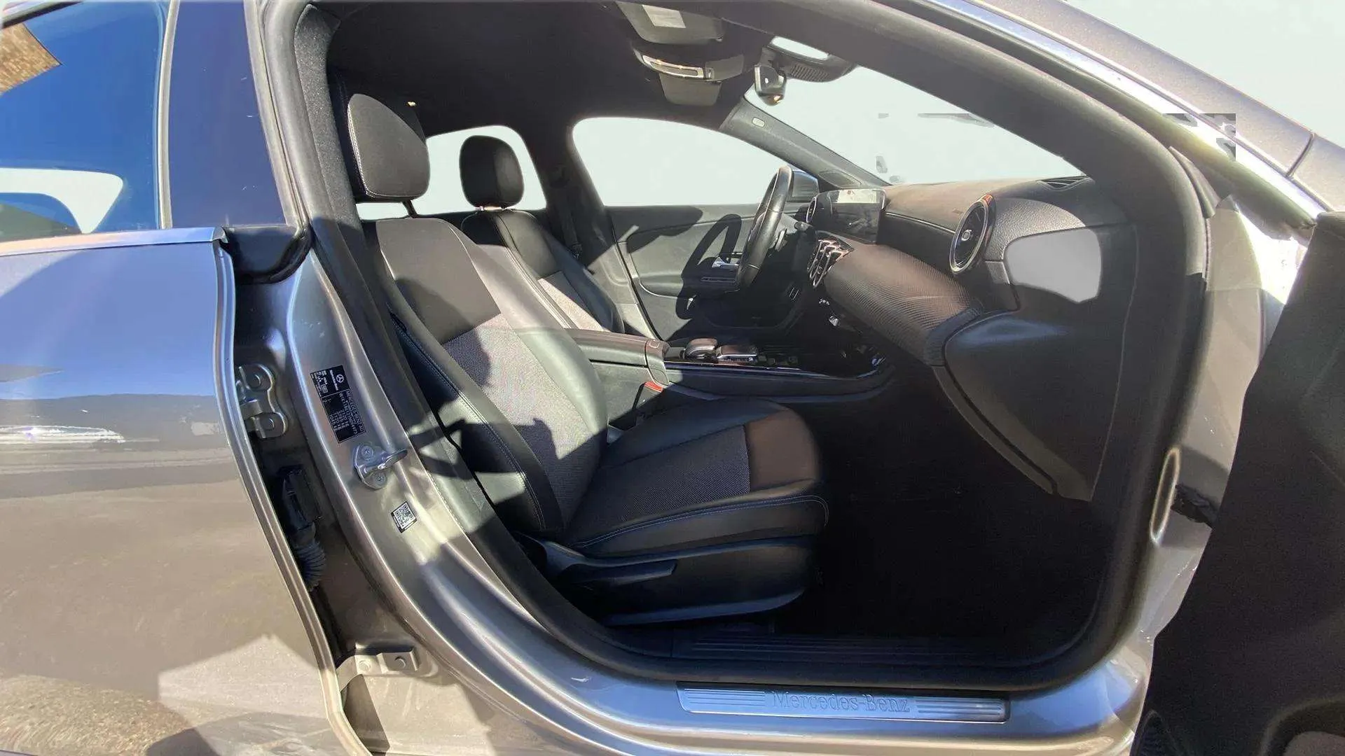 Mercedes-Benz CLA 200 D DCT 4MATIC Shooting Brake - foto 13